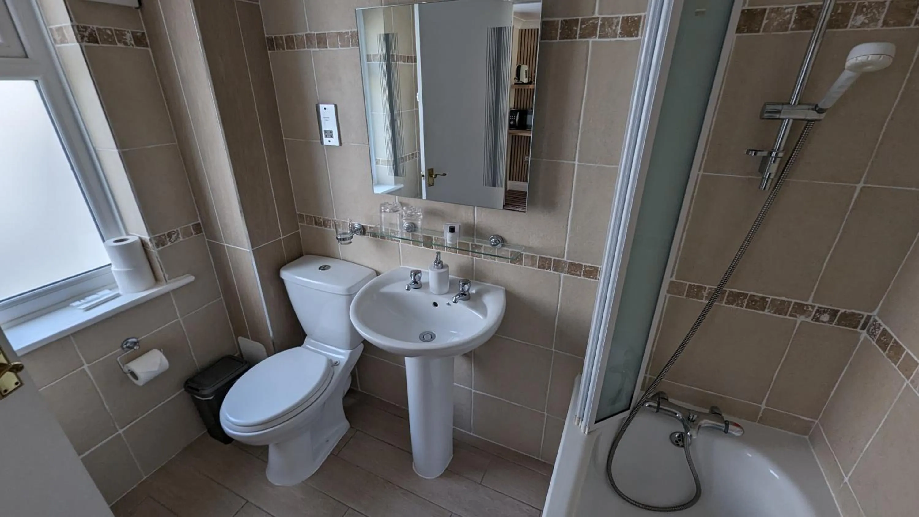 Bathroom in Ivybridge Guesthouse