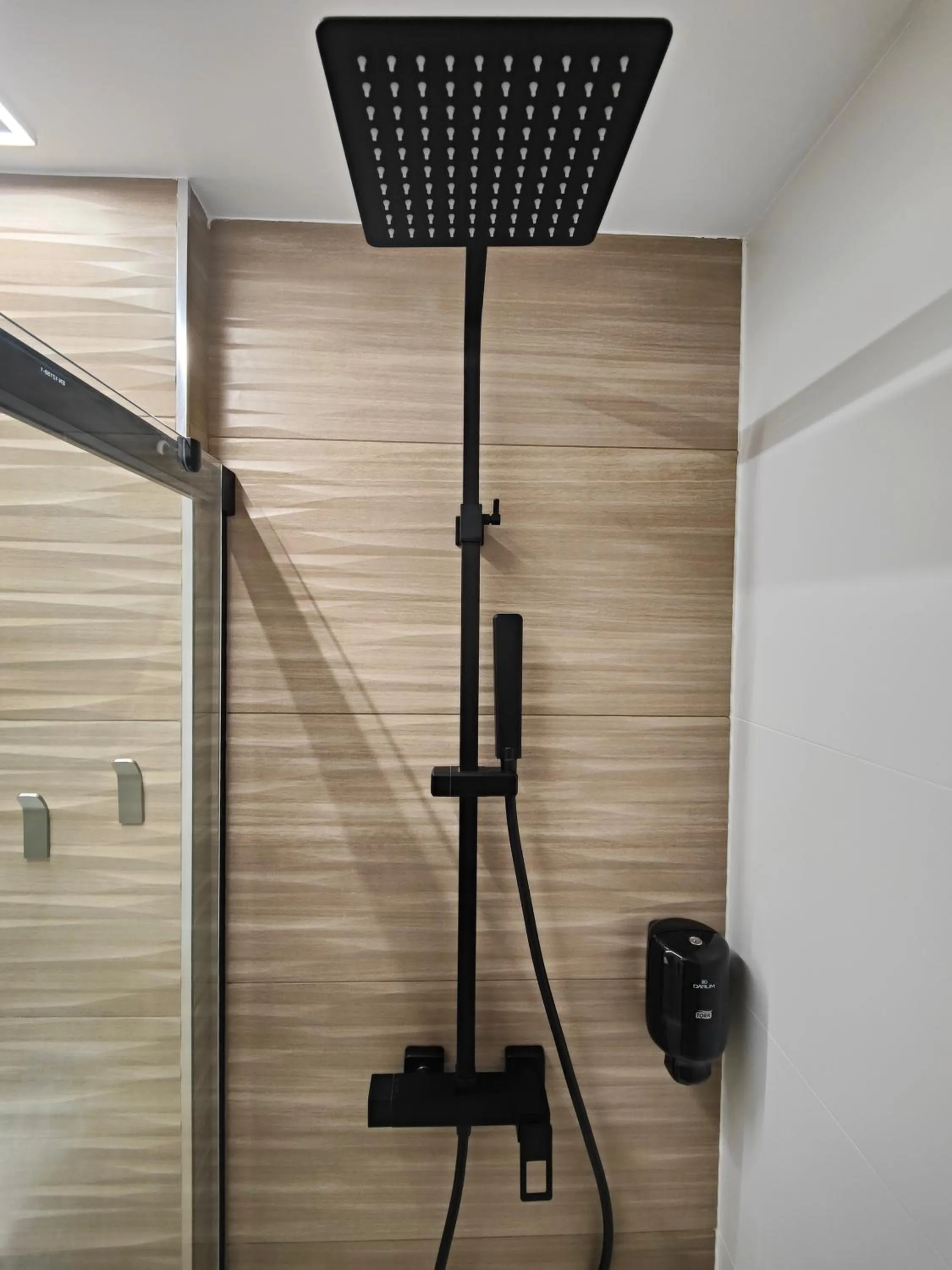 Shower in Apartamentos Centro Oviedo Caveda