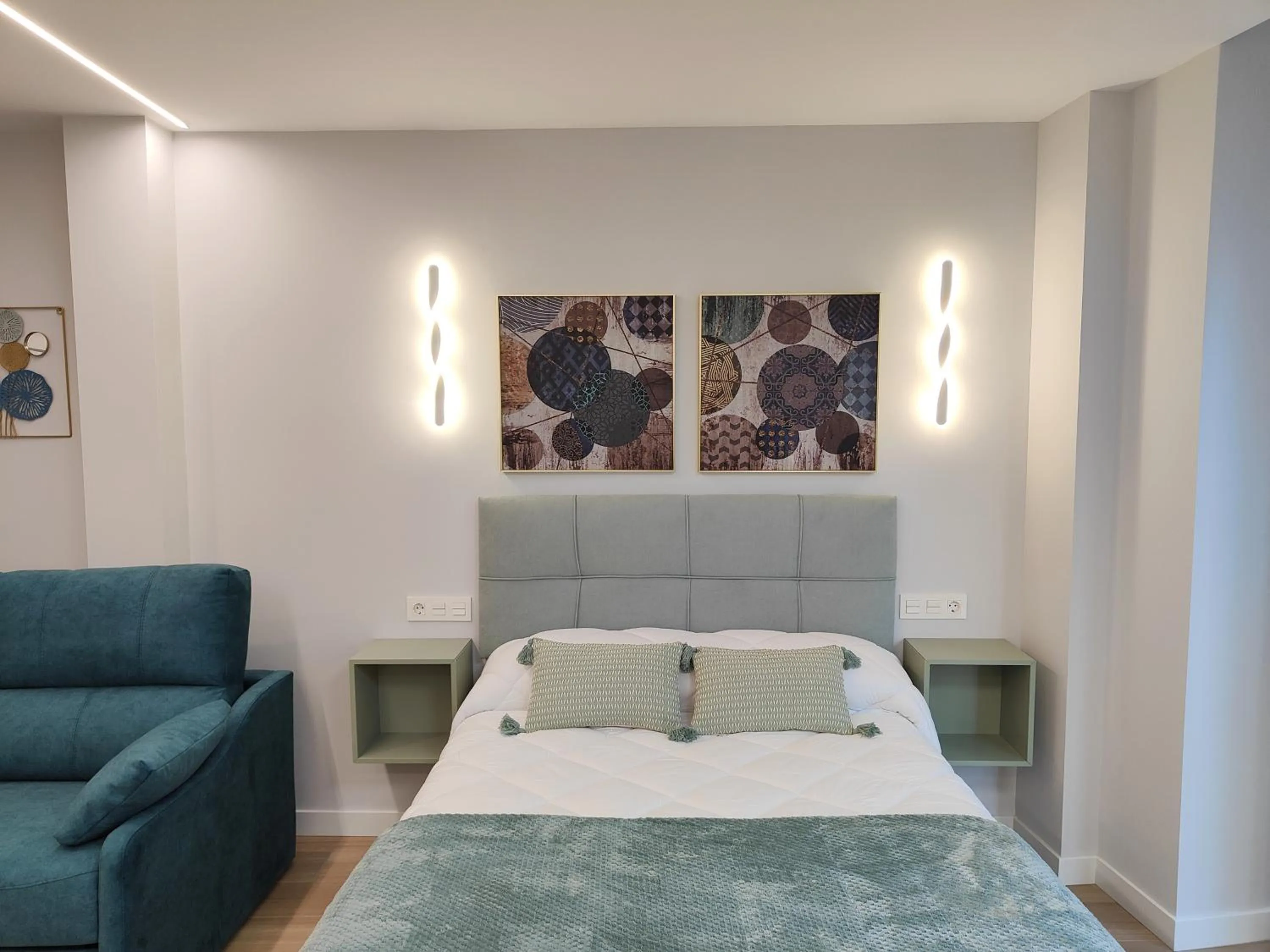 Bed in Apartamentos Centro Oviedo Caveda