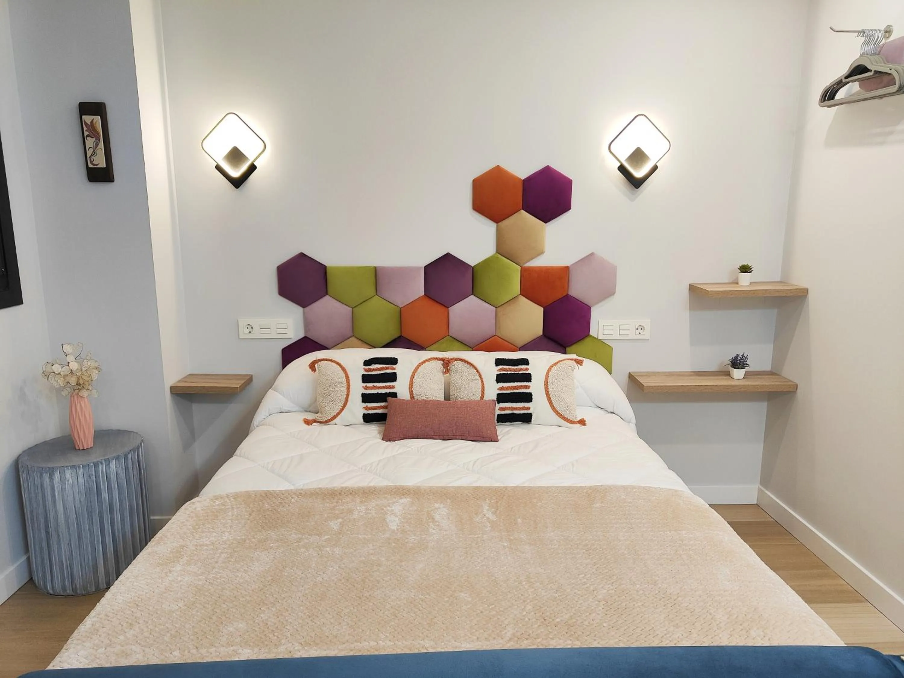 Bed in Apartamentos Centro Oviedo Caveda