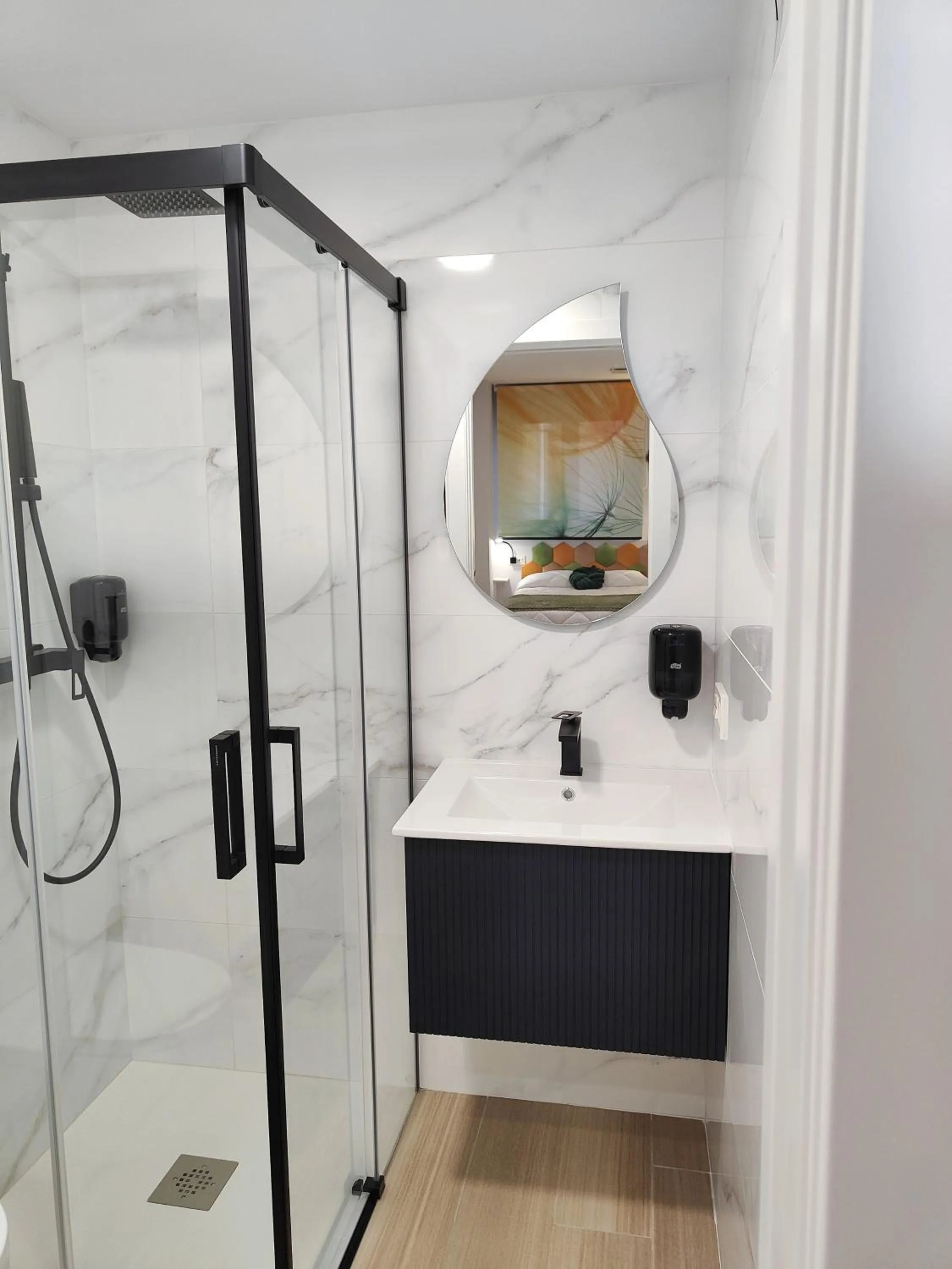 Bathroom in Apartamentos Centro Oviedo Caveda