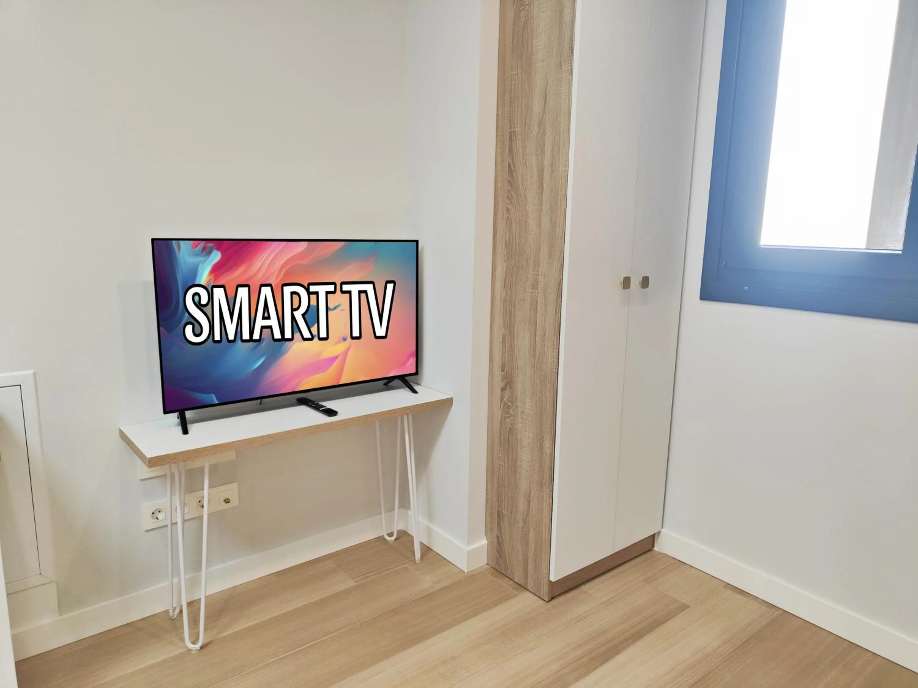 TV and multimedia in Apartamentos Centro Oviedo Caveda