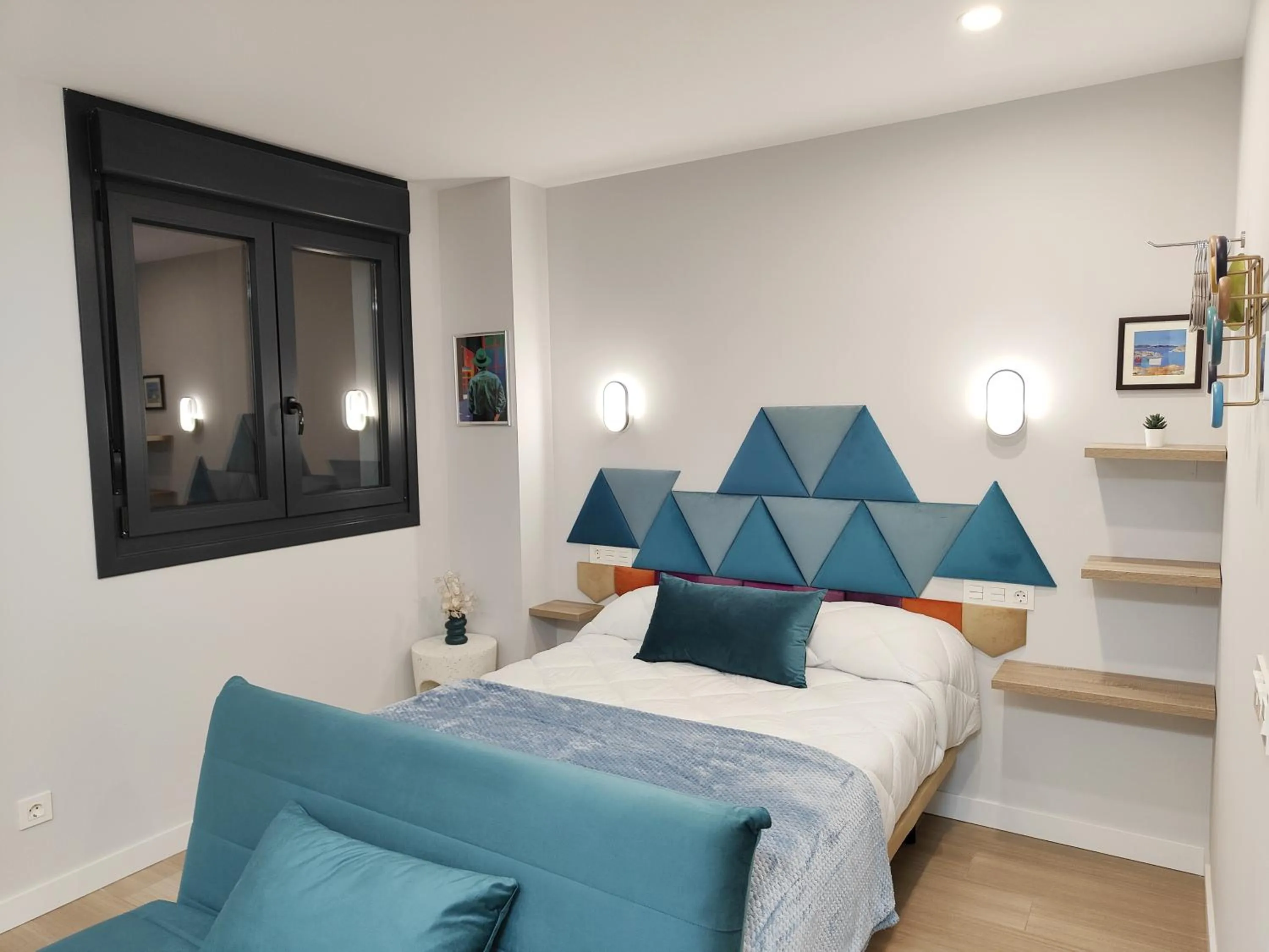 Bed in Apartamentos Centro Oviedo Caveda