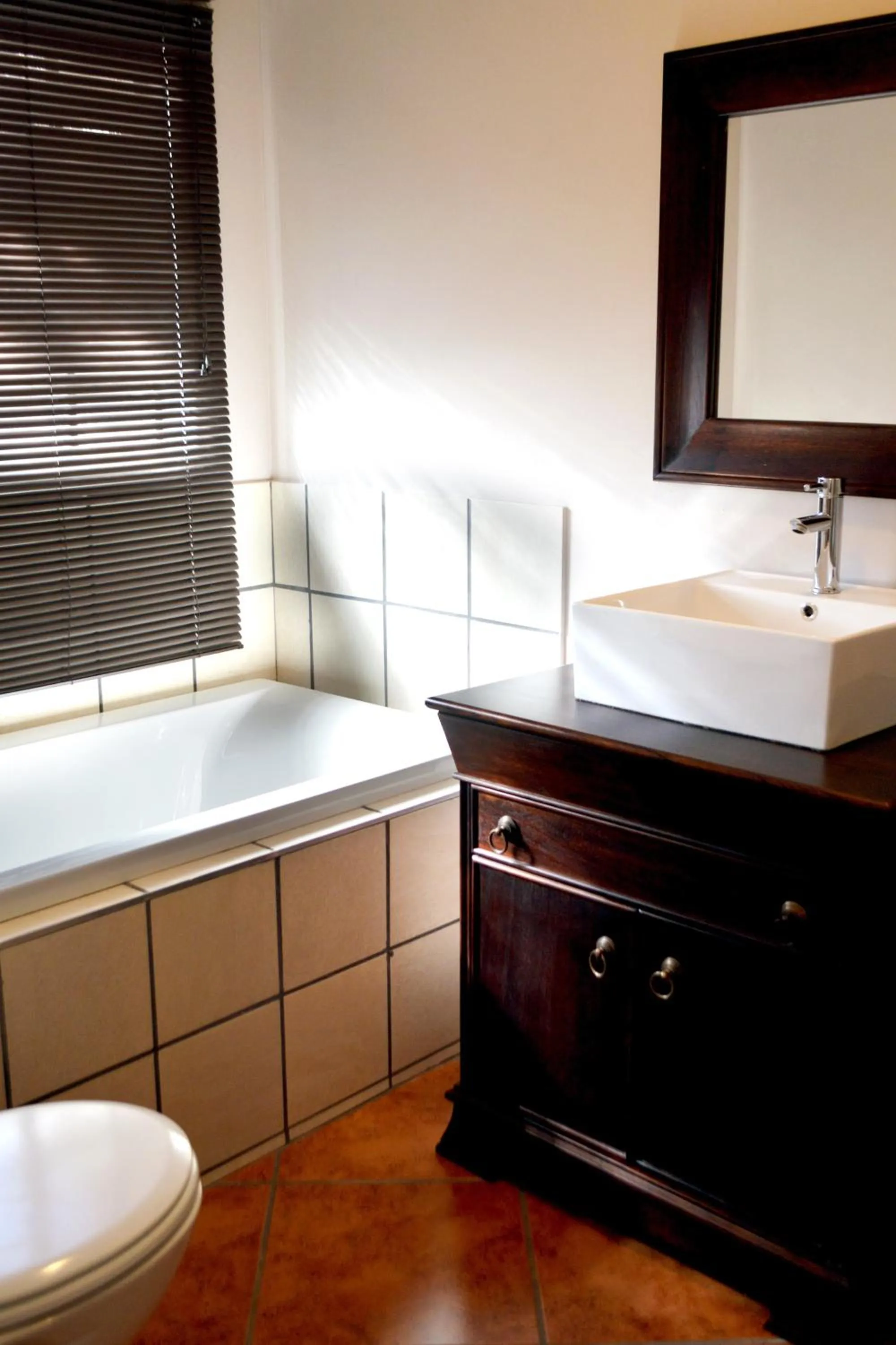 Bathroom in Barnstormers Rest