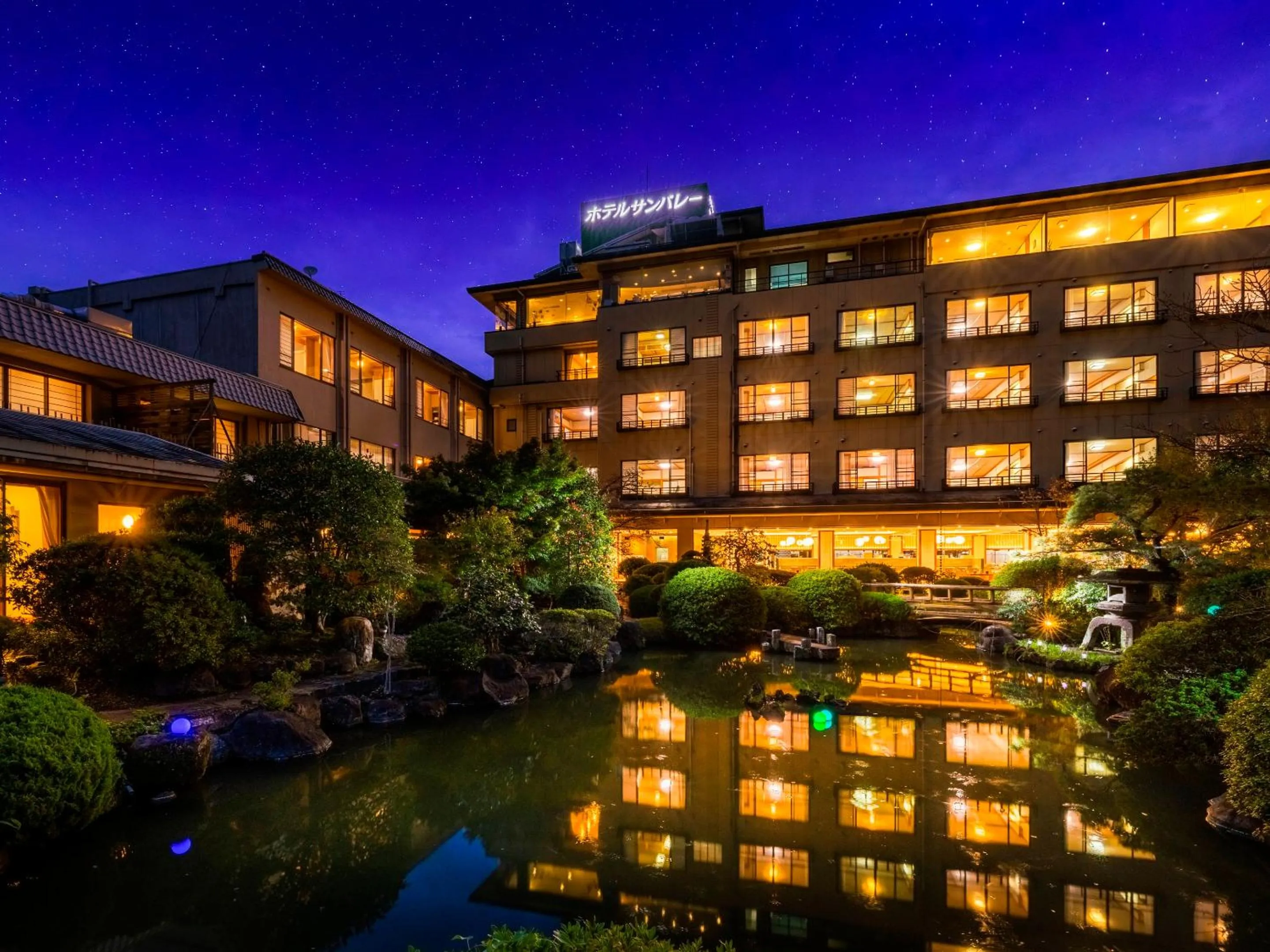 Property building in Hotel Sunvalley Izunagaoka Main Building