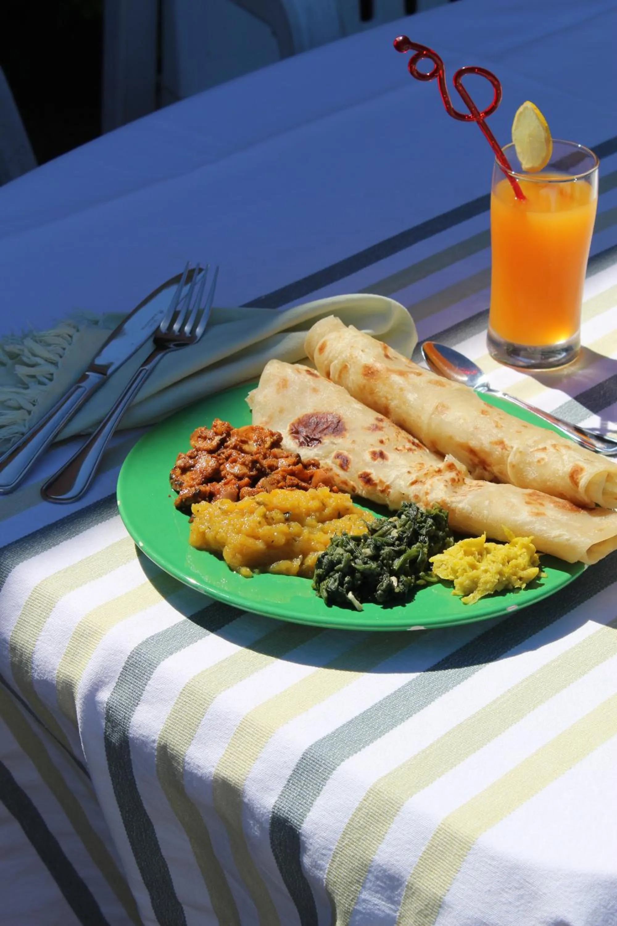 Food and drinks in Gite des Acacias