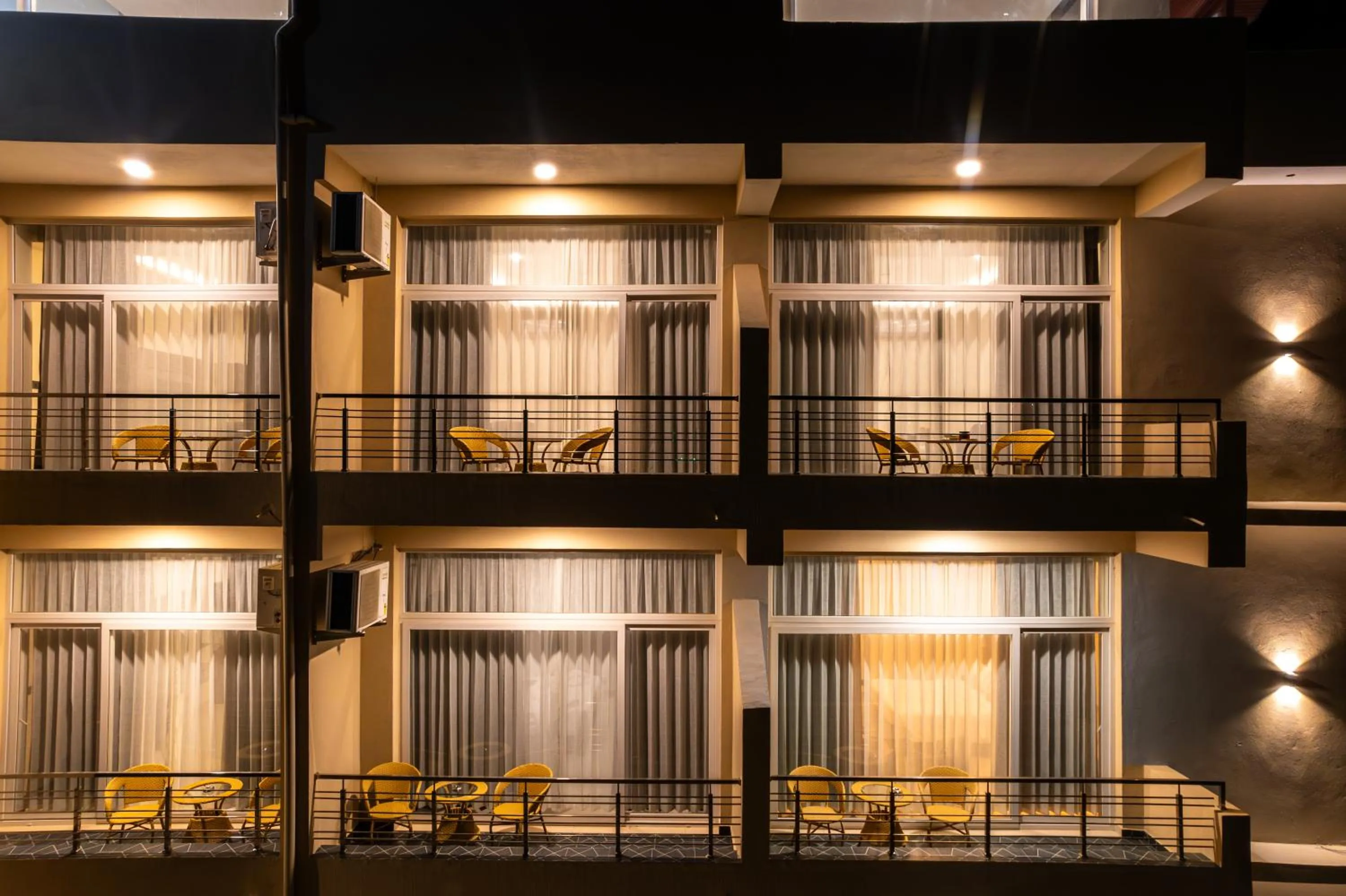 Balcony/Terrace in Aotel by Clarks Inn Palampur