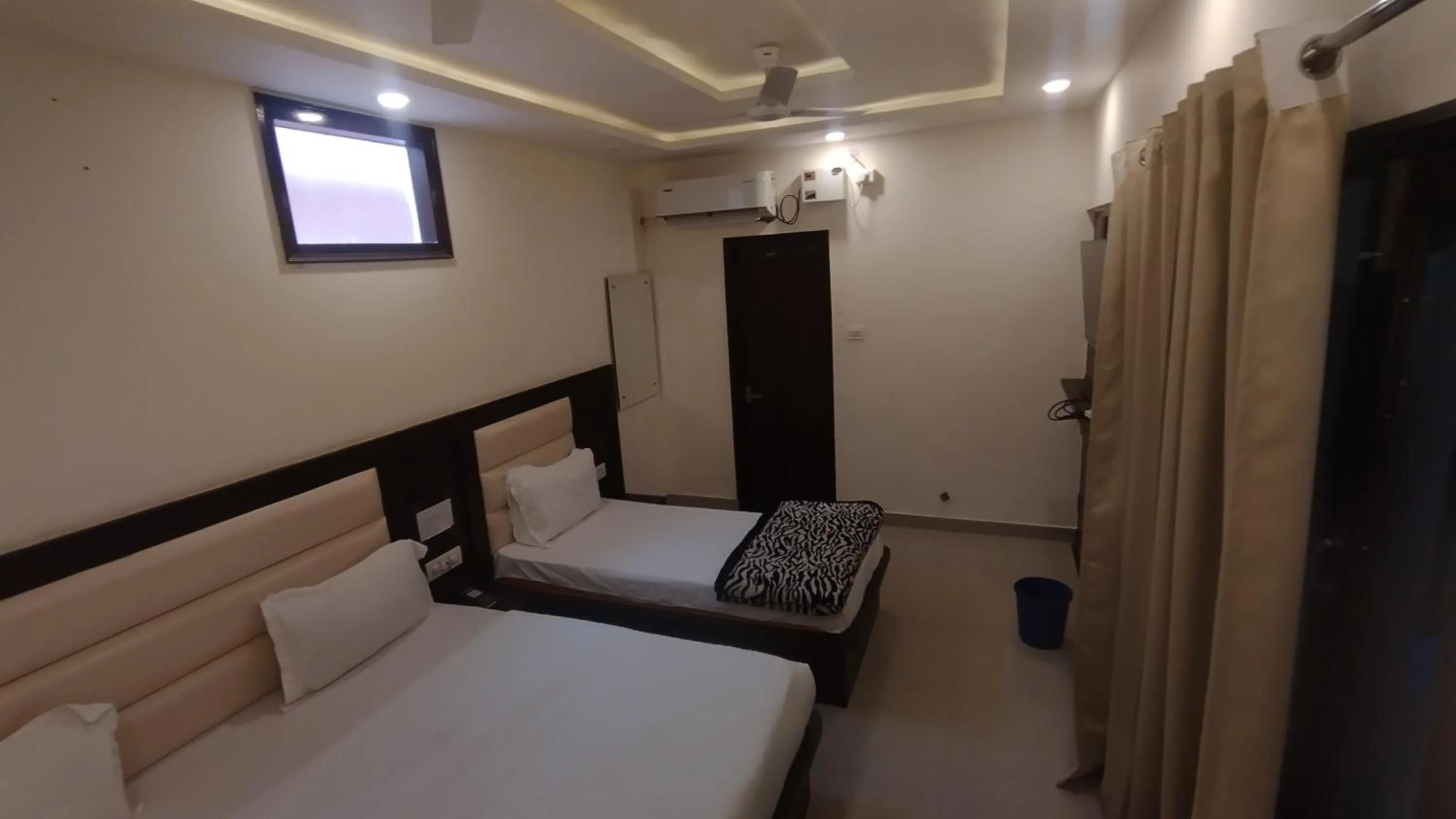 Bedroom, Bed in G L Palace