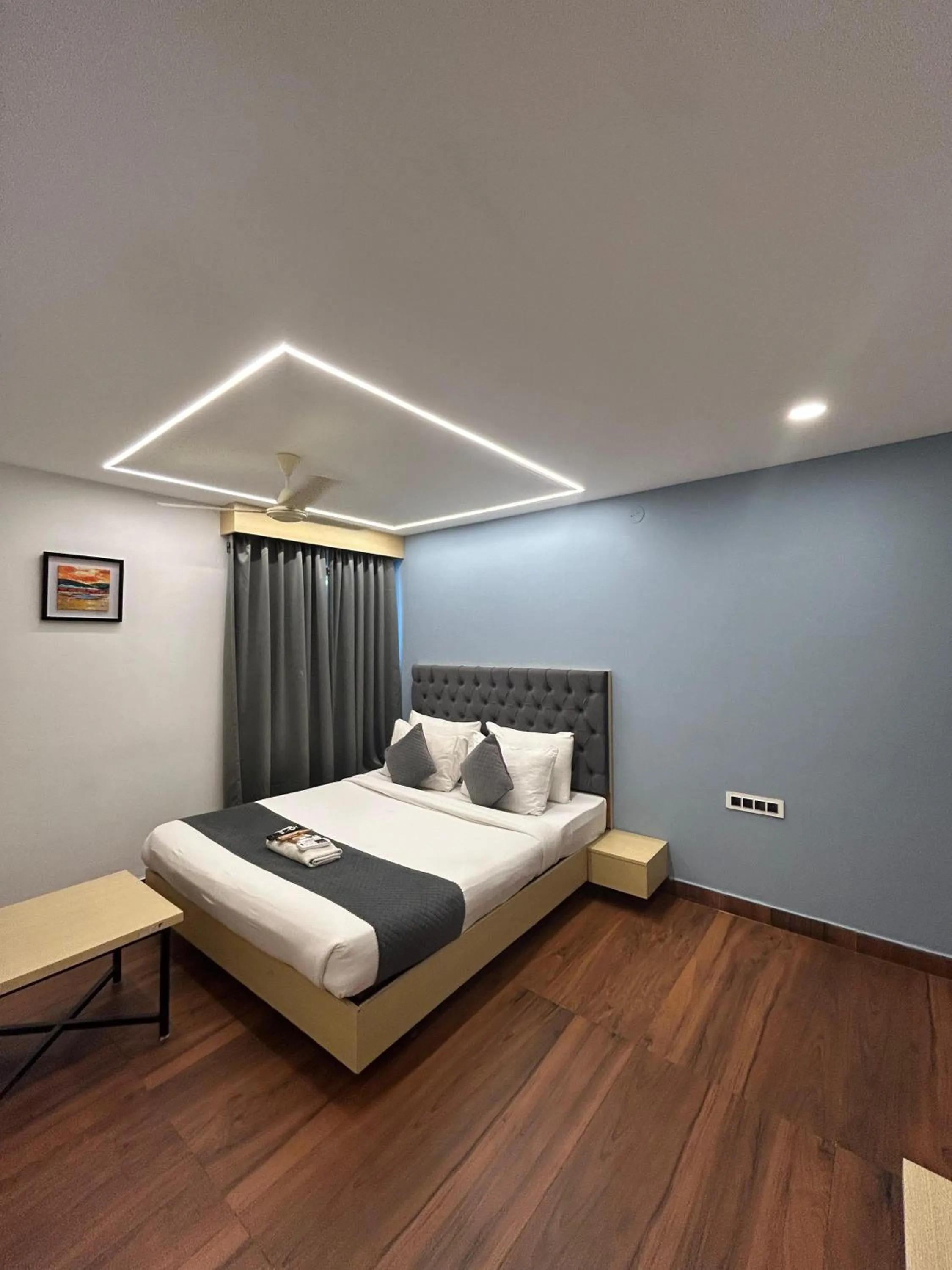 Bedroom, Bed in Wild Wings Premium Hotel
