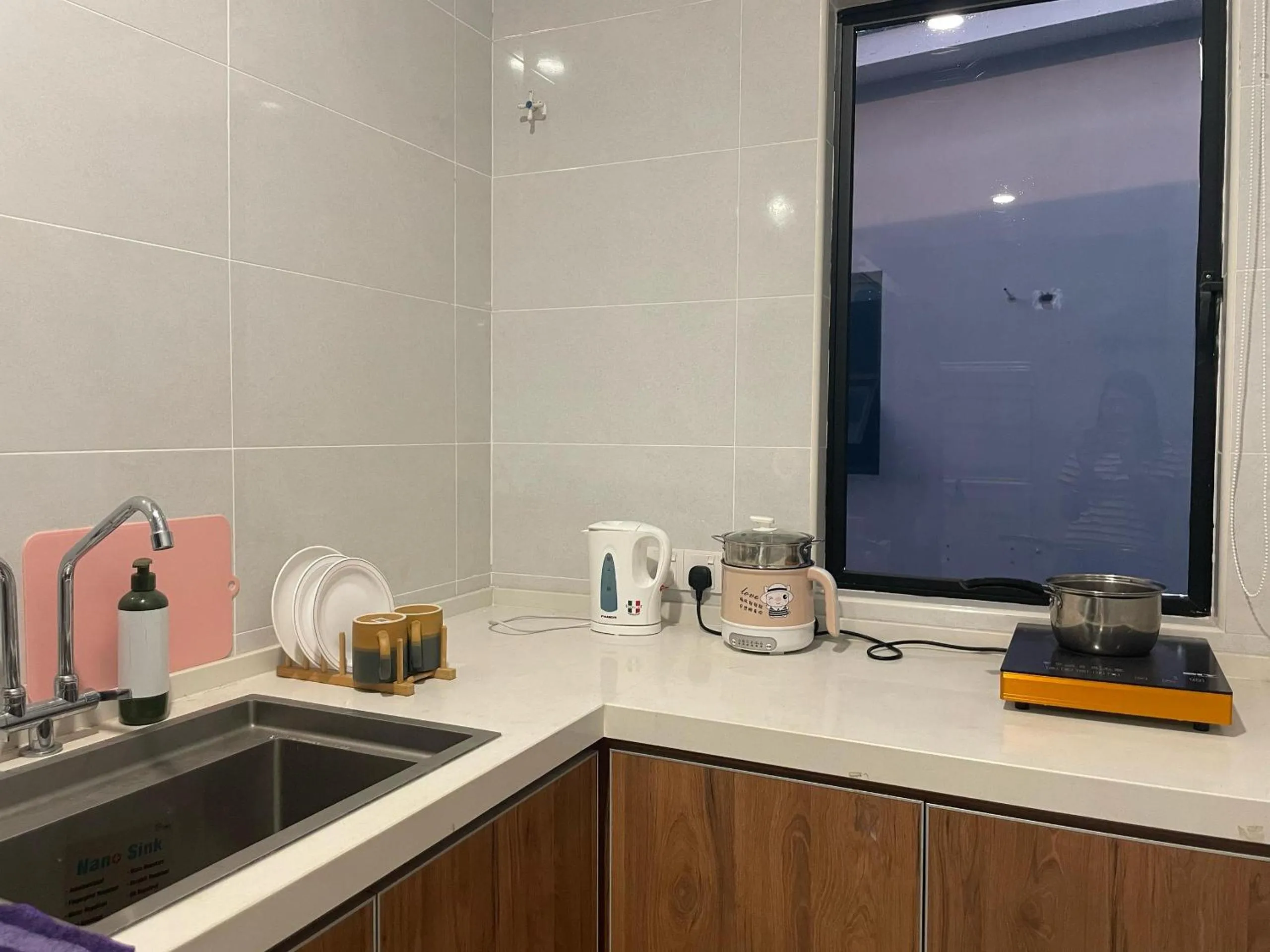 Kitchen or kitchenette in HPY Hotel