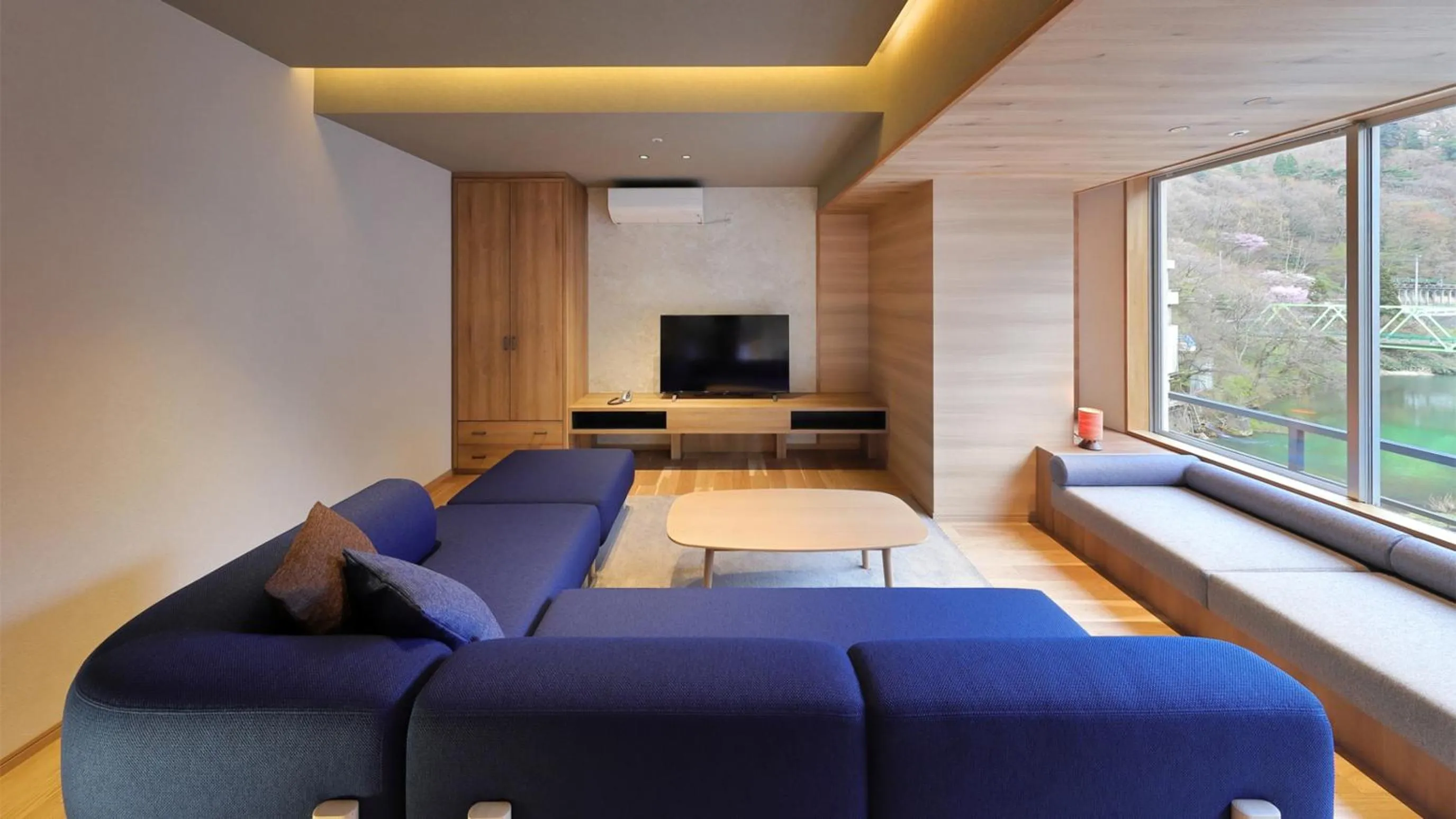 Living room, Bed in Hotel Shidotaira