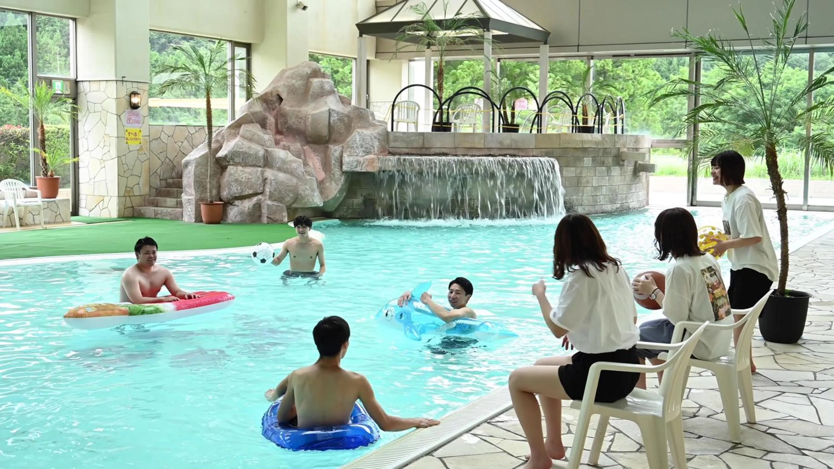 Swimming pool in Hotel Shidotaira