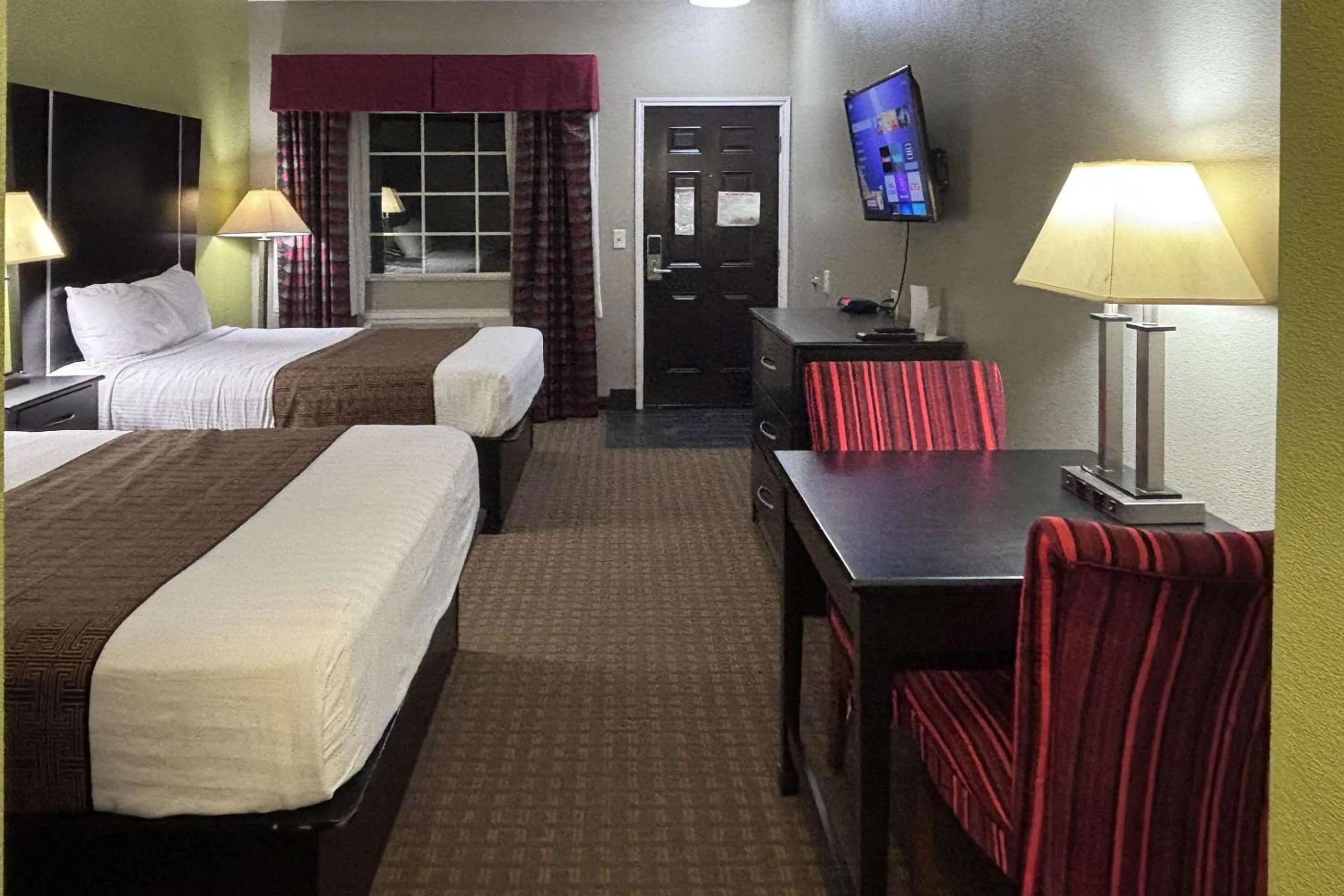 Bedroom, Bed in Rodeway Inn