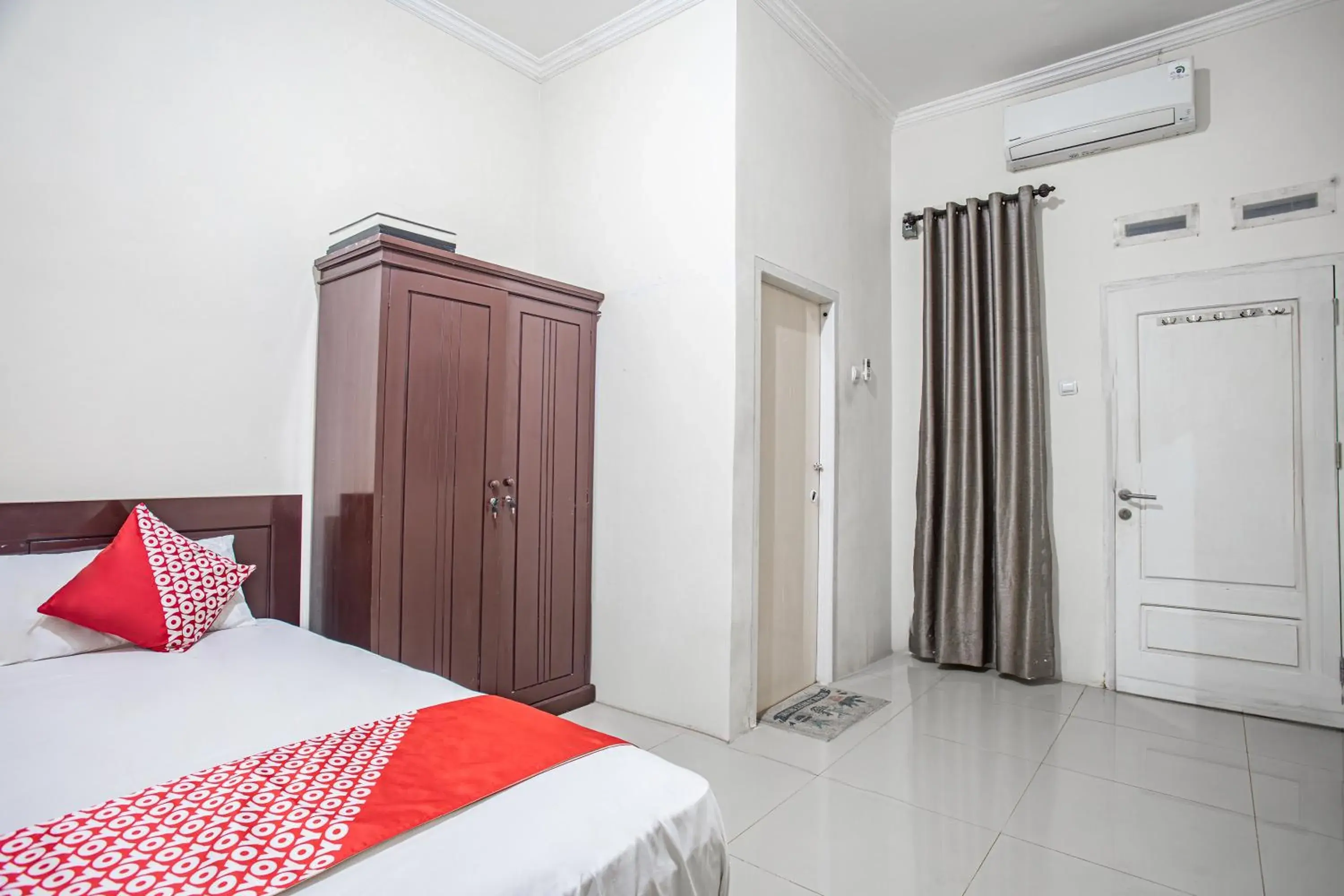 Hotel O Almahyra Guest House Syariah Hotel O Almahyra Guest House Syariah