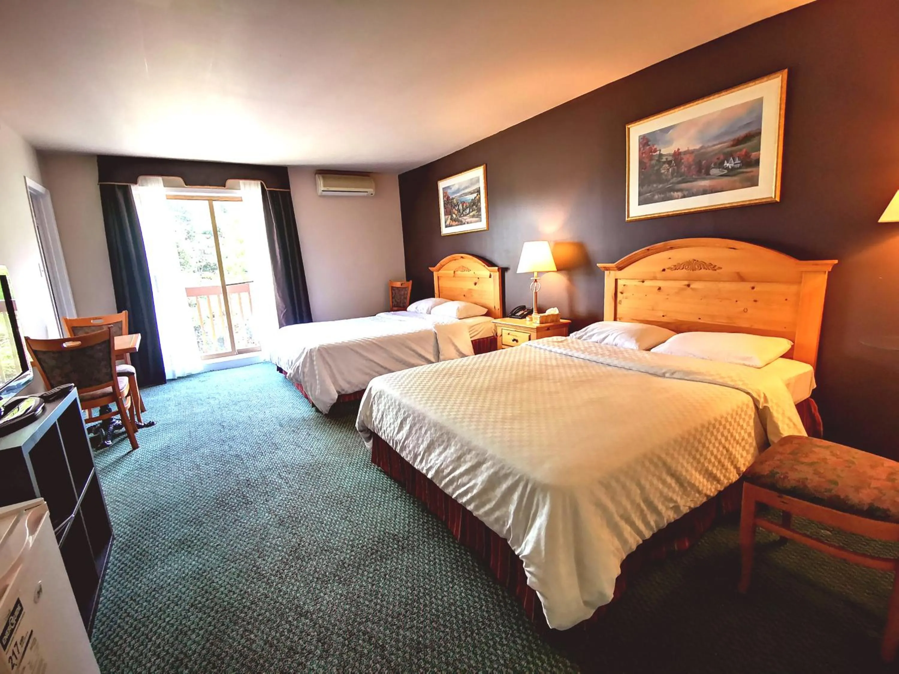 Photo of the whole room, Bed in Hotel Alila