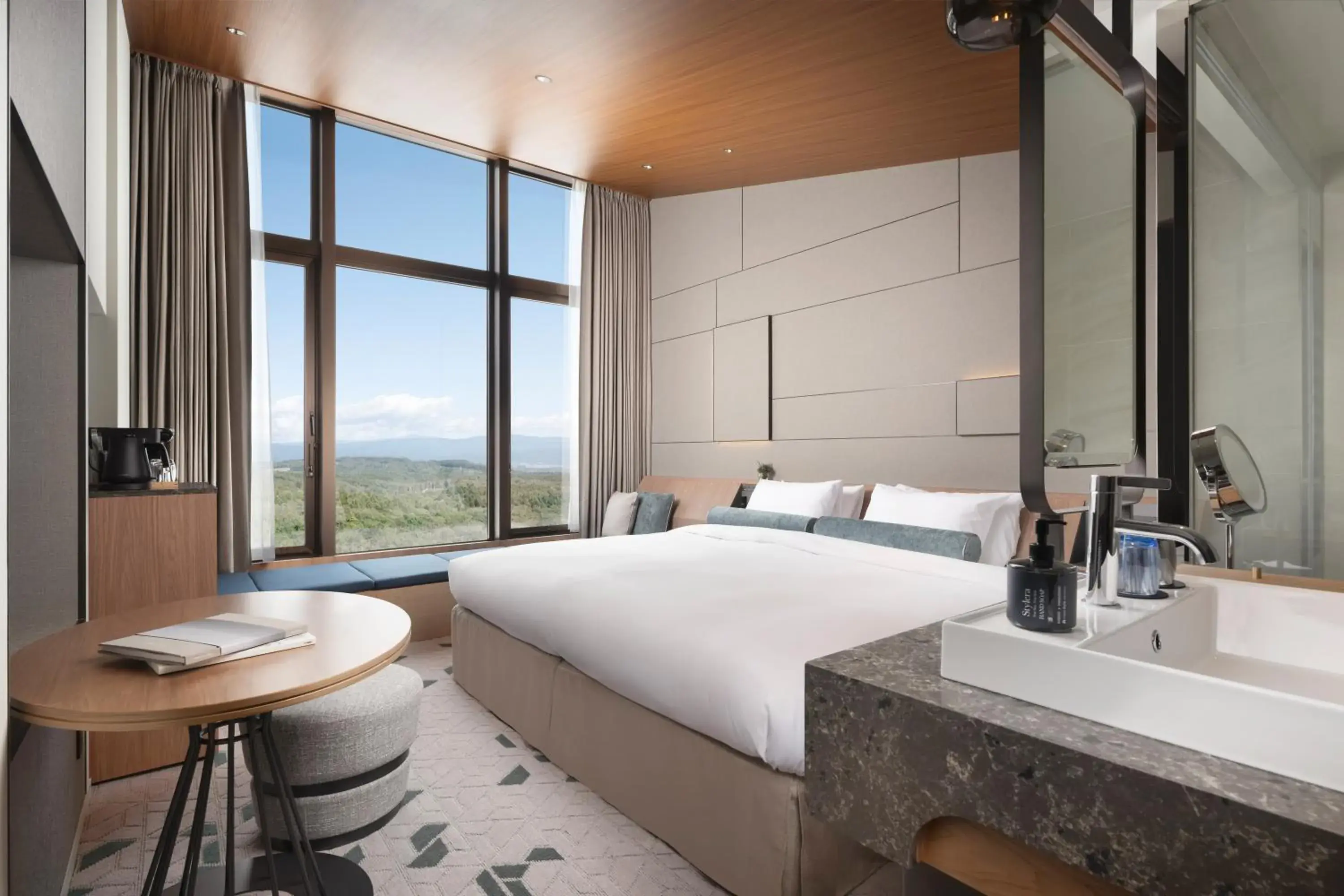 Superior Club King - single occupancy in Nikko Style Niseko HANAZONO Superior Club King - single occupancy in Nikko Style Niseko HANAZONO