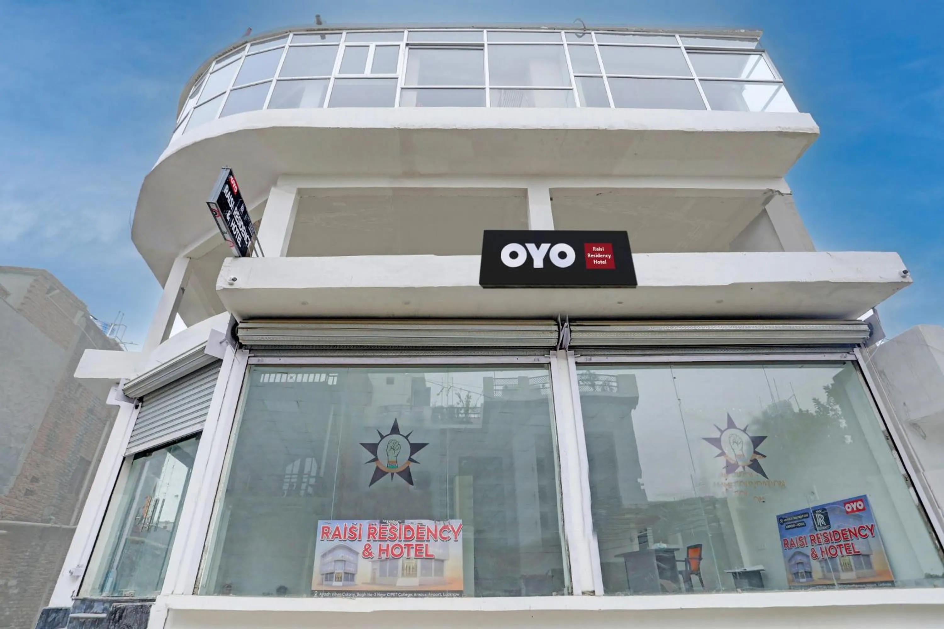 Facade/entrance in Hotel O Raisi Residency Hotel