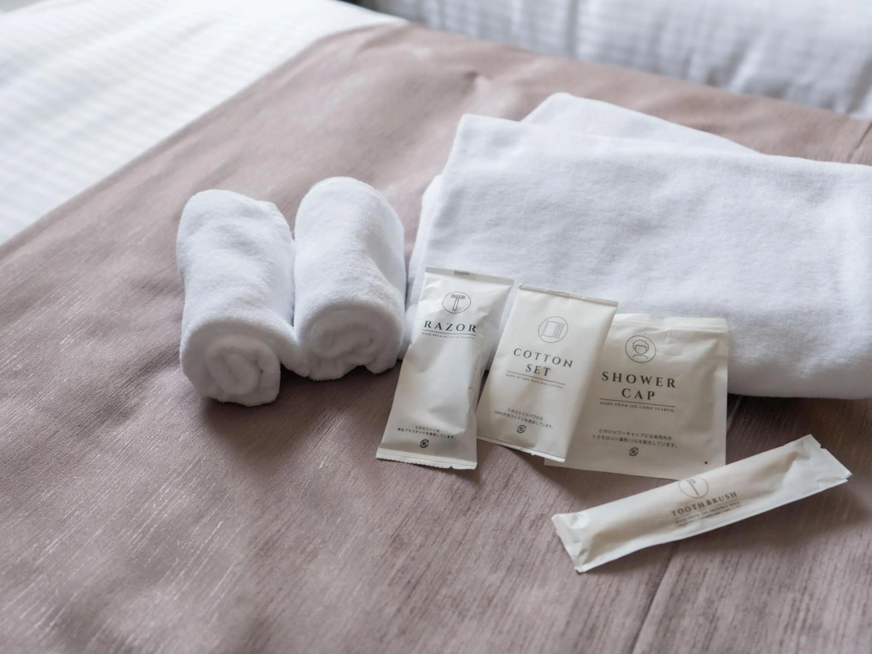 Other, Bed in Hotel Sanrriott Shinsaibashi