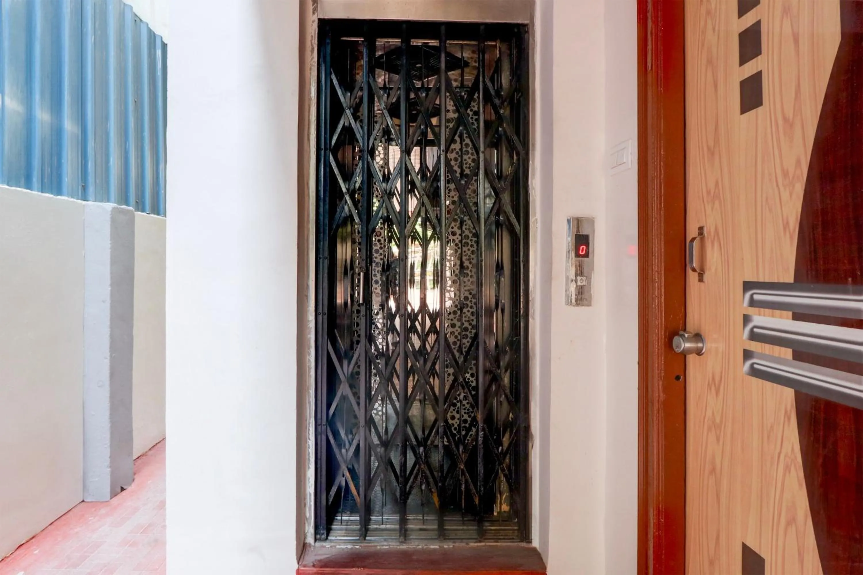 Lobby or reception in Super Collection O Sri Balaji Luxury rooms