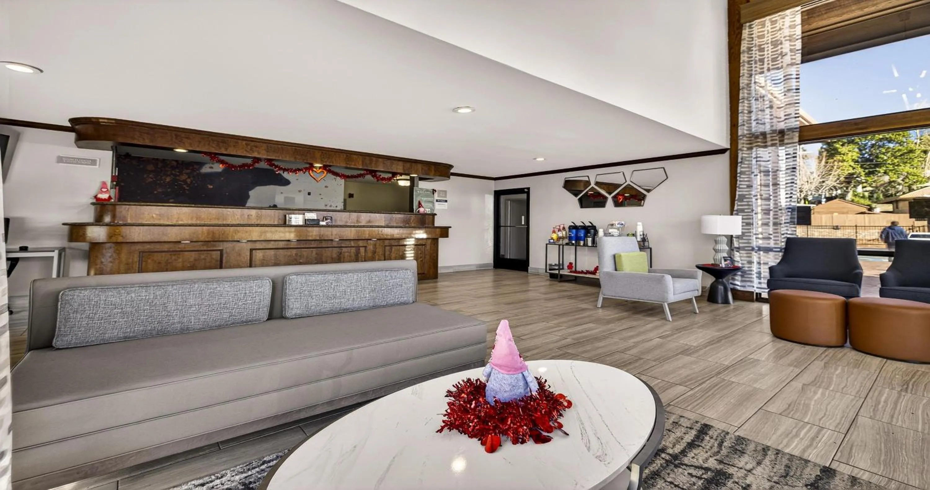 Lobby or reception in Best Western Amador Inn