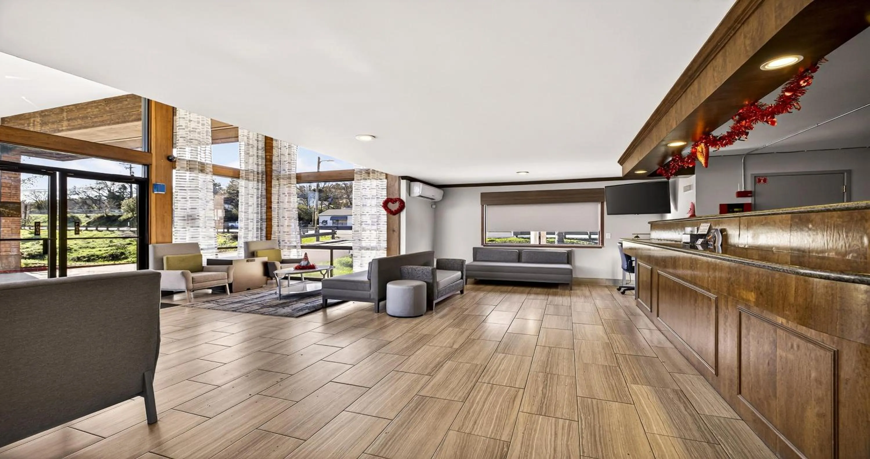 Lobby or reception in Best Western Amador Inn