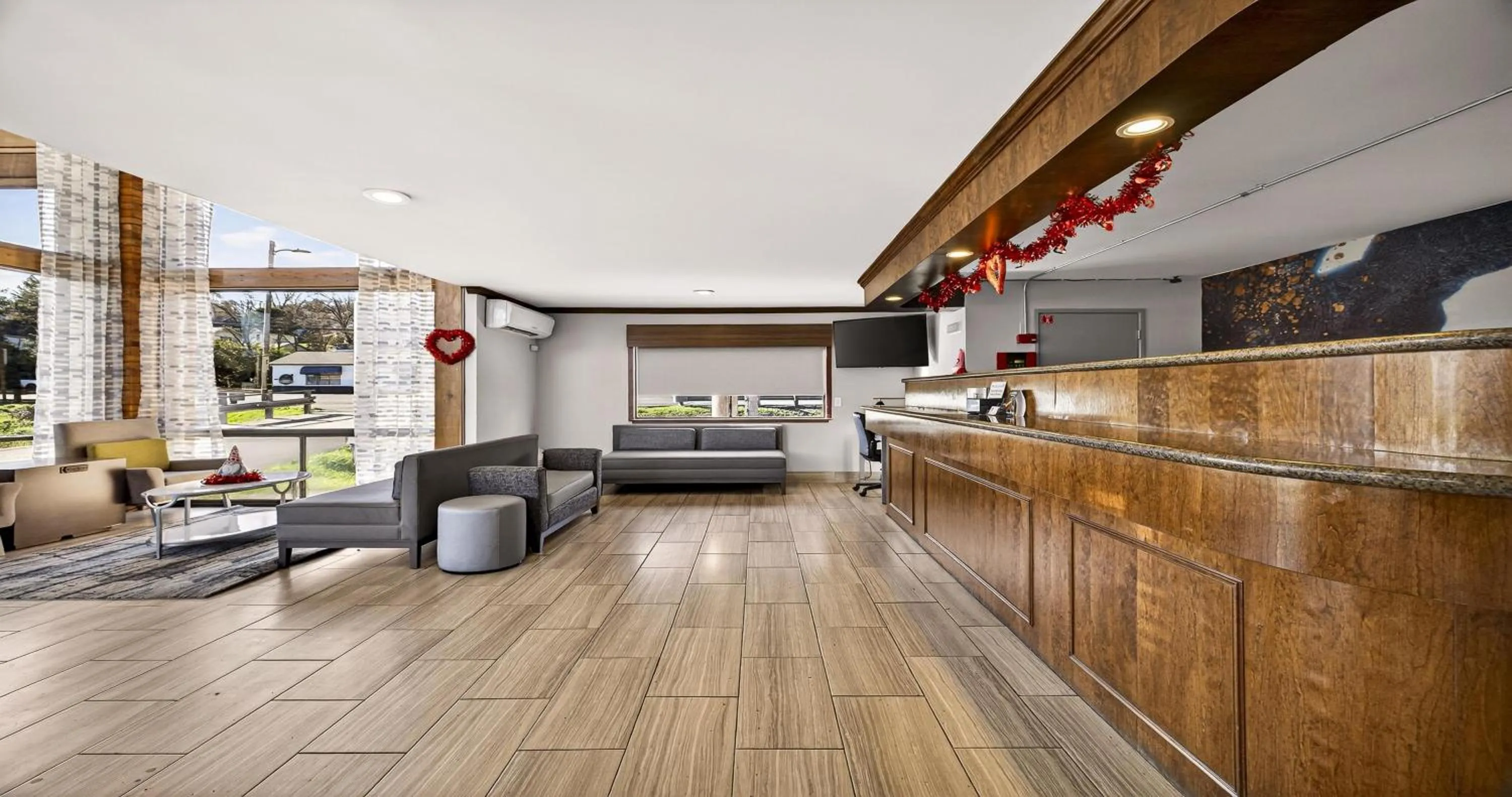 Lobby or reception in Best Western Amador Inn