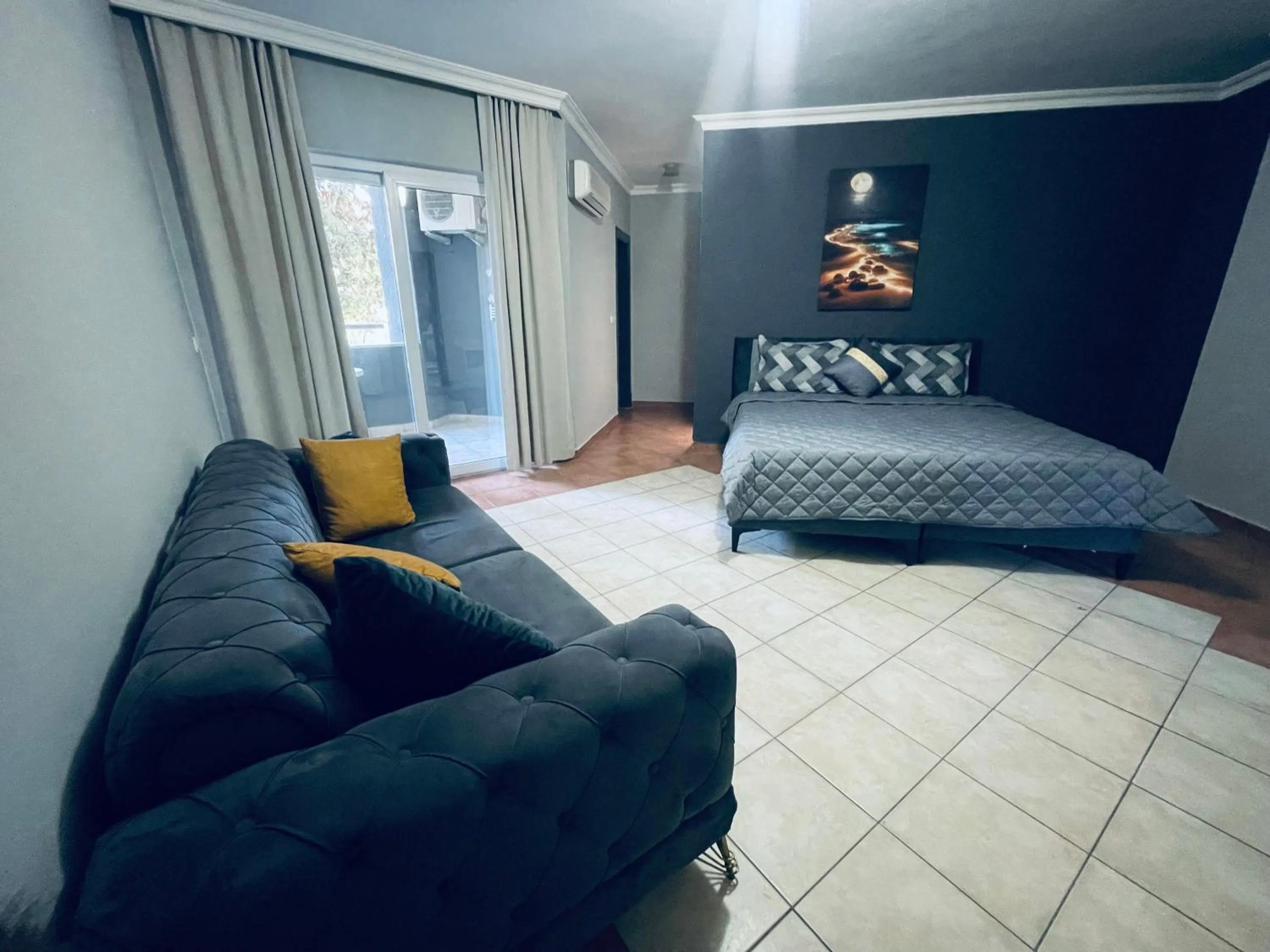 Bed in Grand Alisa Hotel (Ex. Royalisa Hotel)