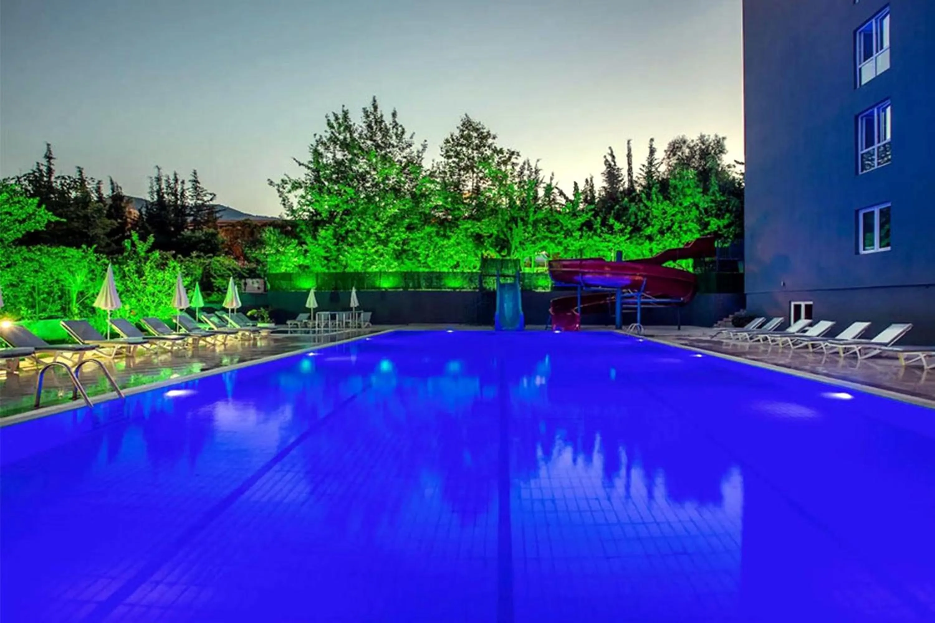 Swimming pool in Grand Alisa Hotel (Ex. Royalisa Hotel)