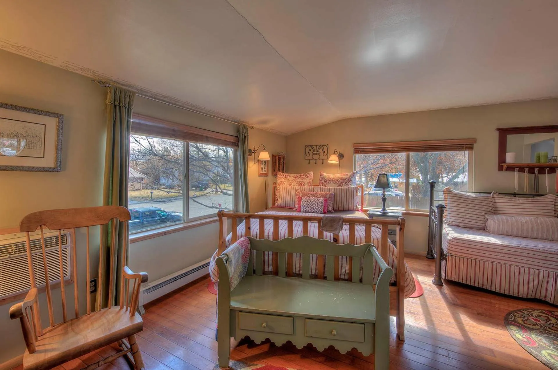 Bed in Cali Cochitta Vacation Rentals