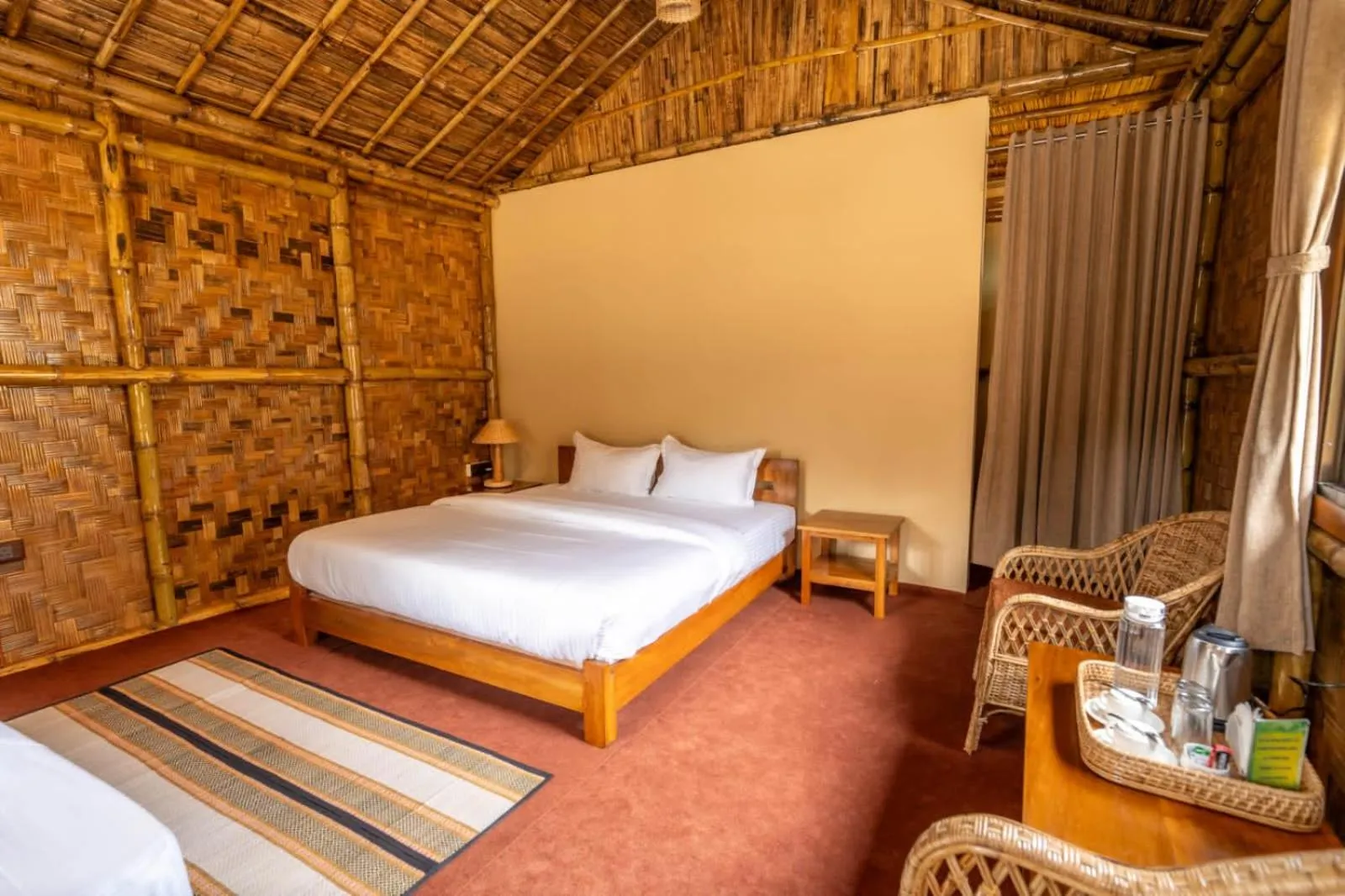 Bed in HABITAS RHINO BY NATURE HUNT