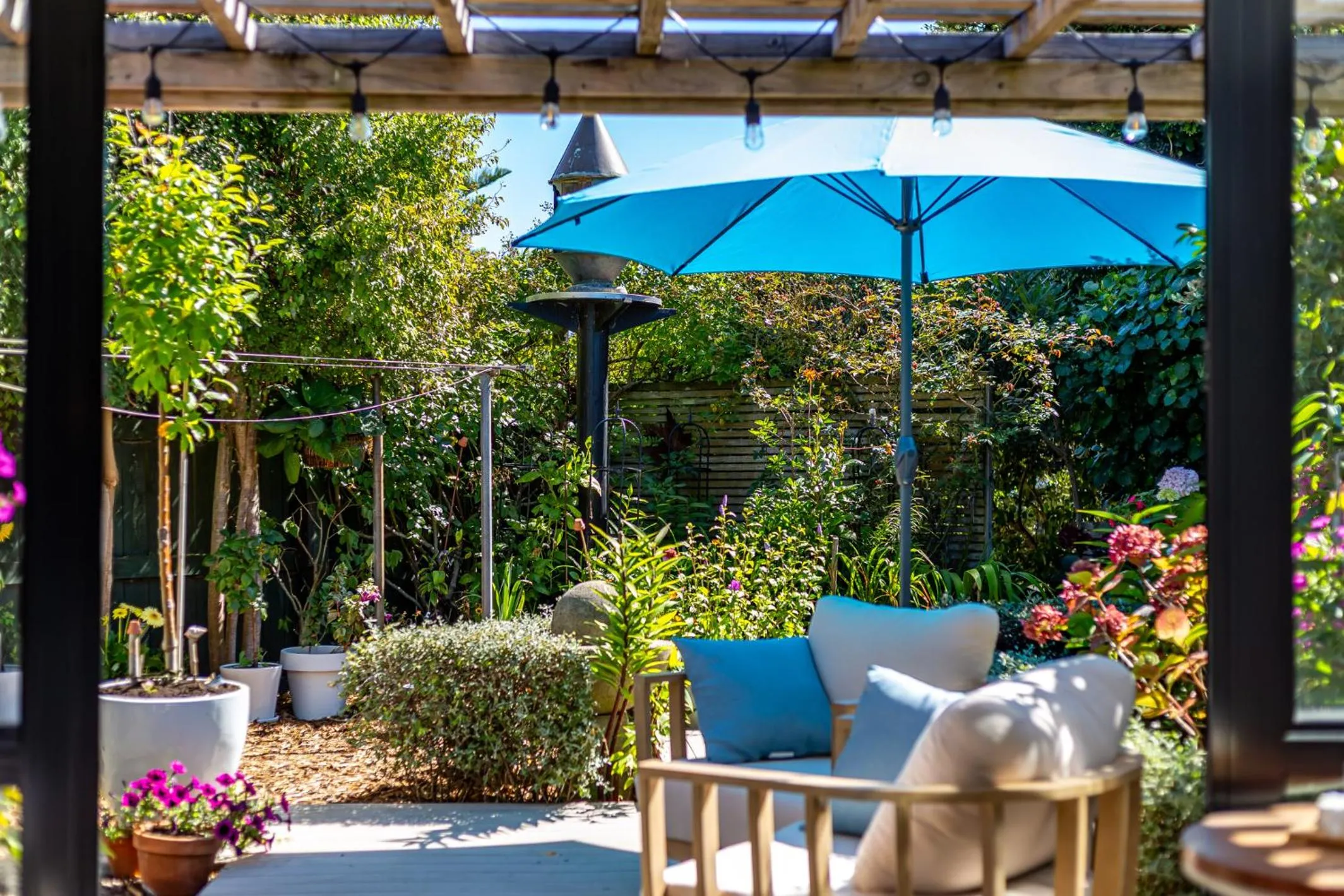 Patio in Top Floor Bed and Breakfast