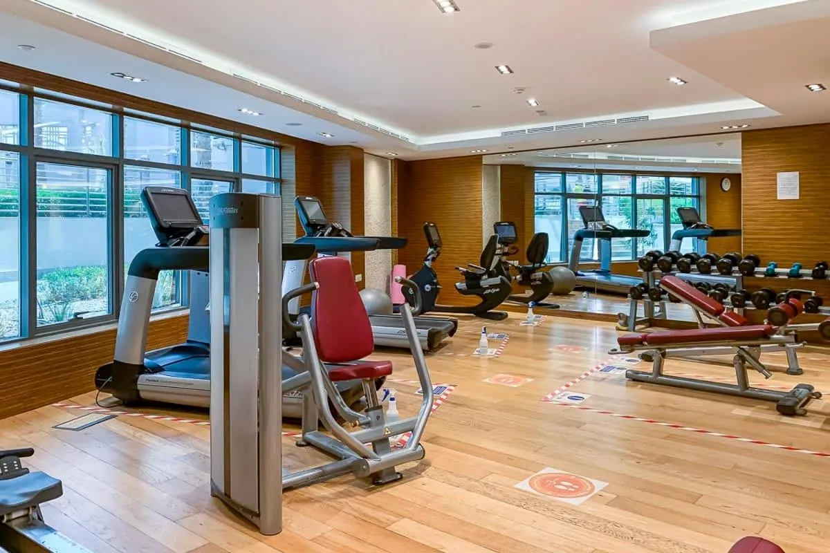 Frank Porter - Avanti Tower