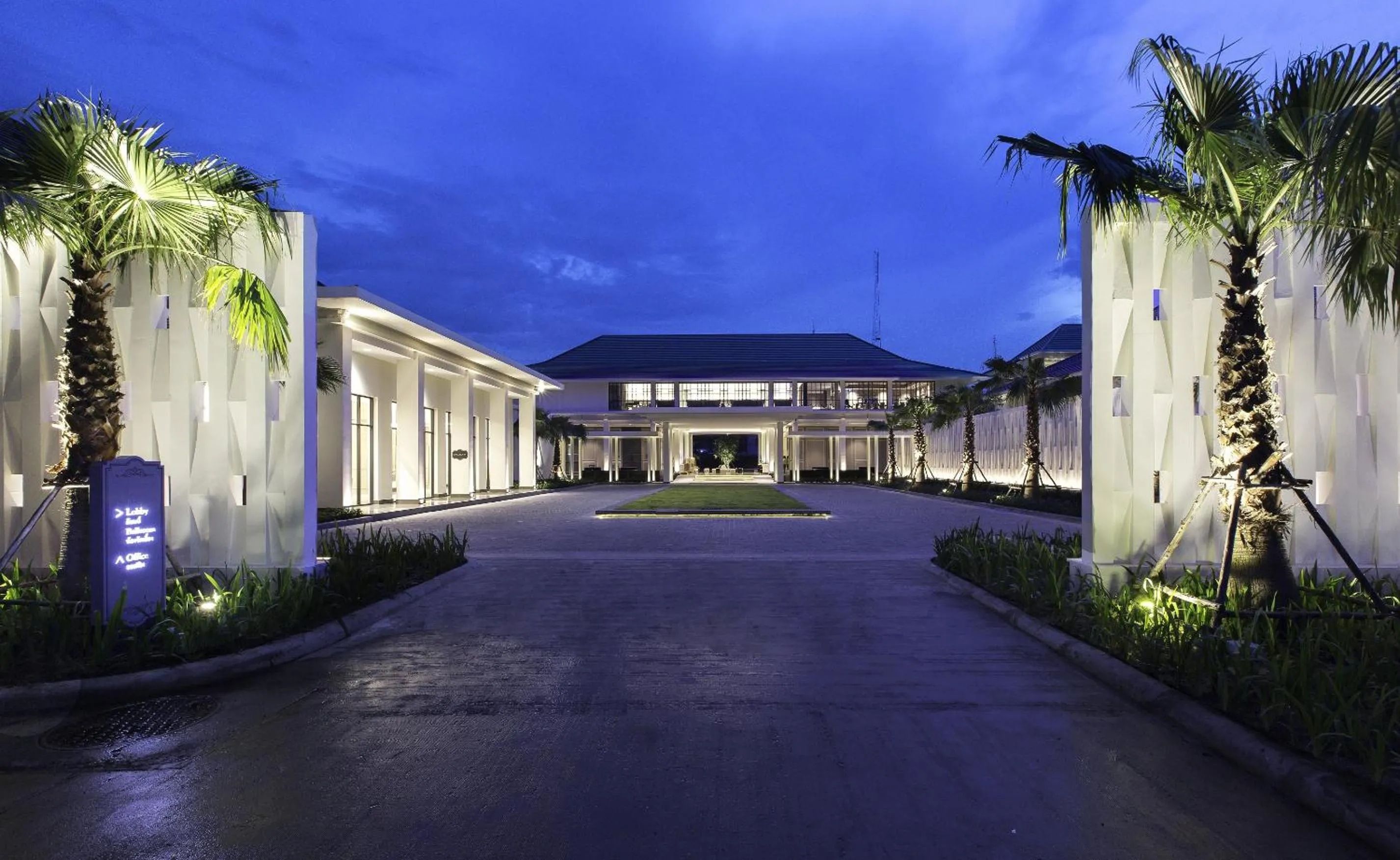 Swimming pool in U Sathorn Bangkok