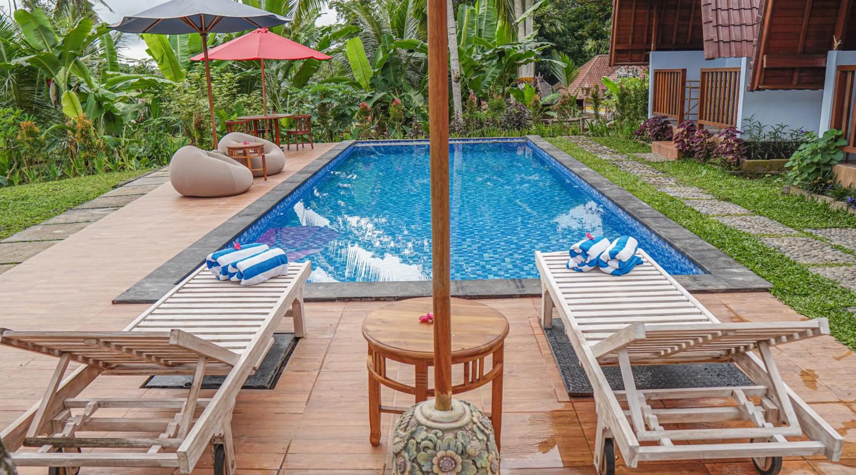 Patio in Nyamane Ubud Green View Villas by EPS