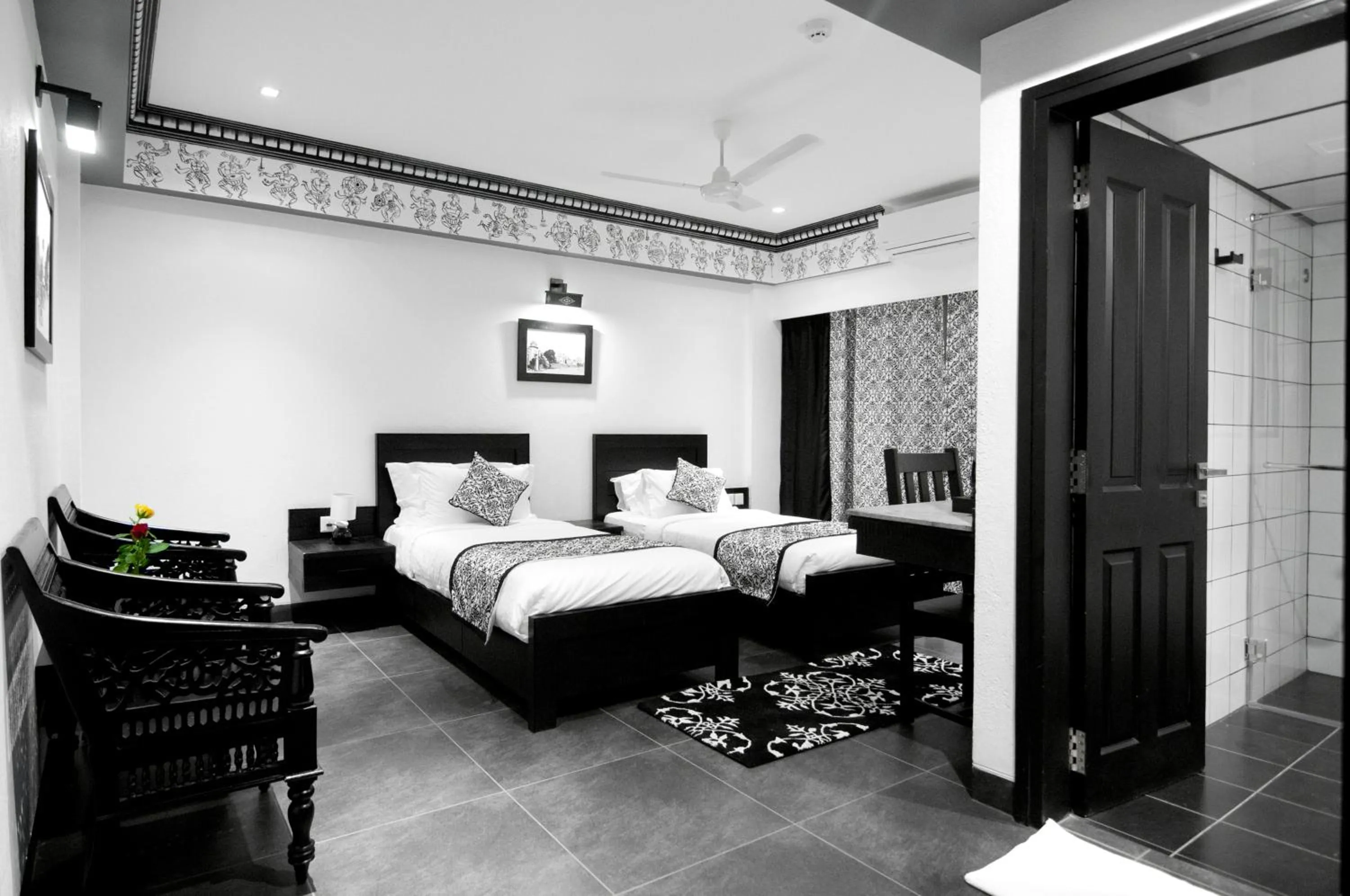 Photo of the whole room, Bed in Liwa - The Transit Hotel, Bengaluru