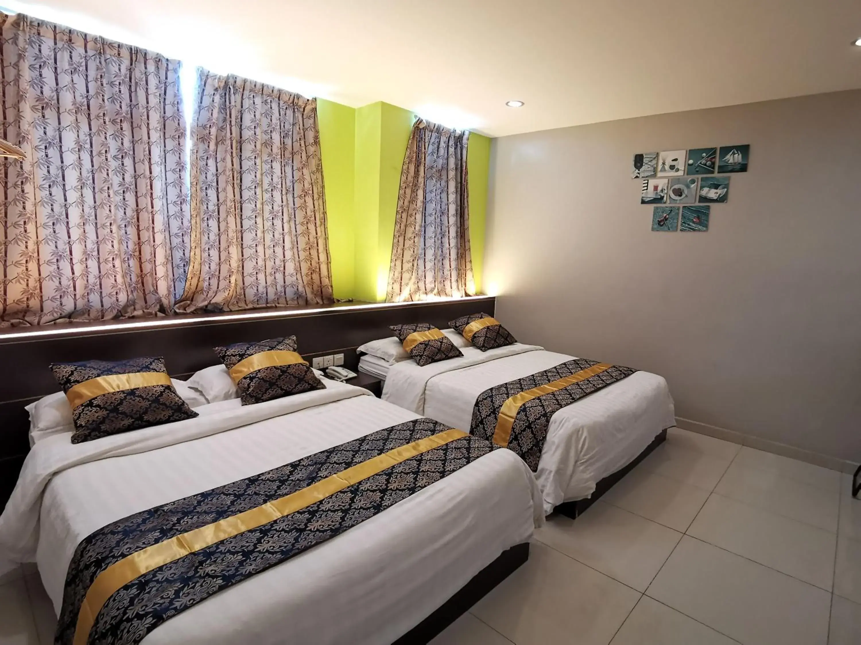 Deluxe Family Room in Star Bay Hotel Deluxe Family Room in Star Bay Hotel