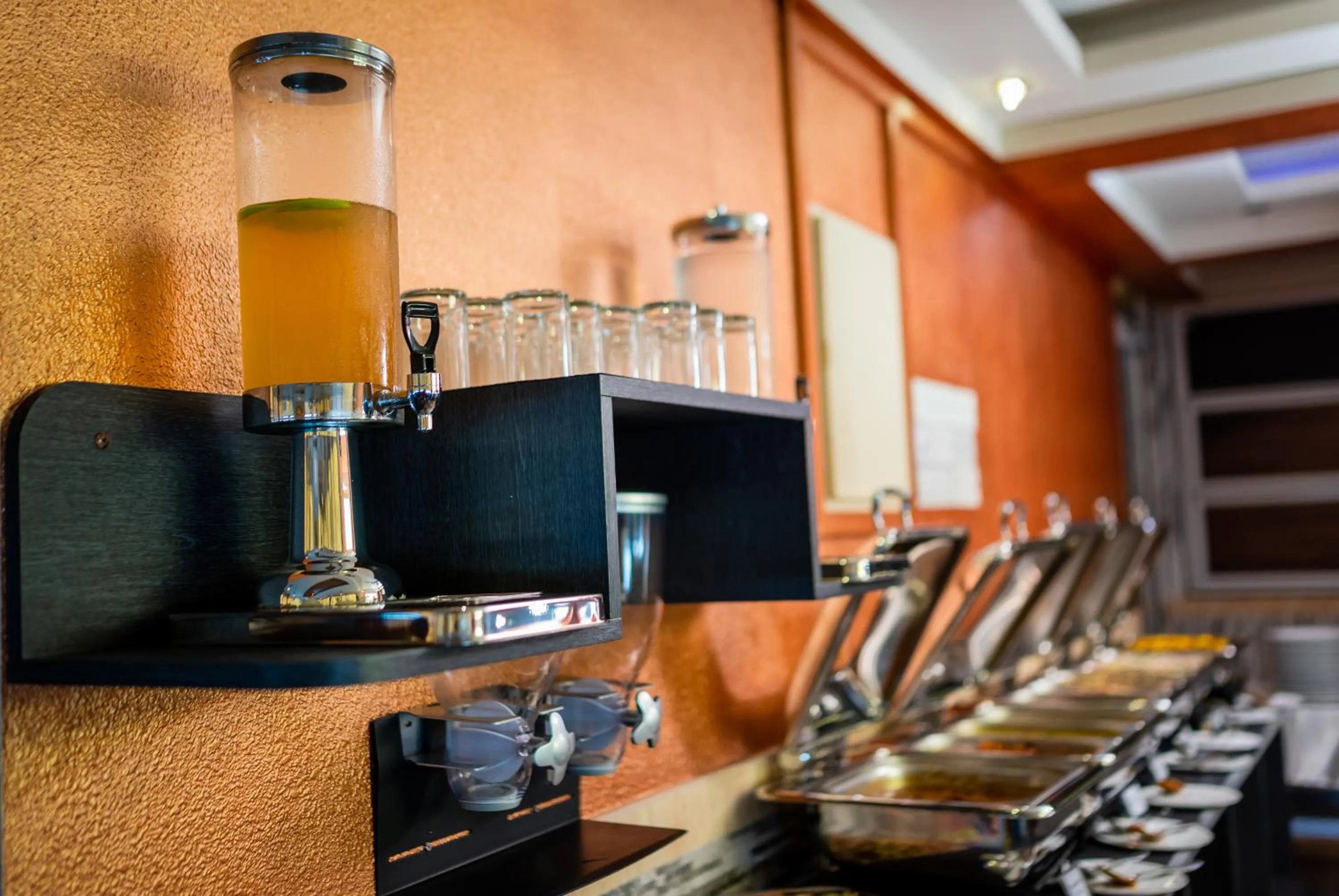 Food and drinks in ZAN Lodge