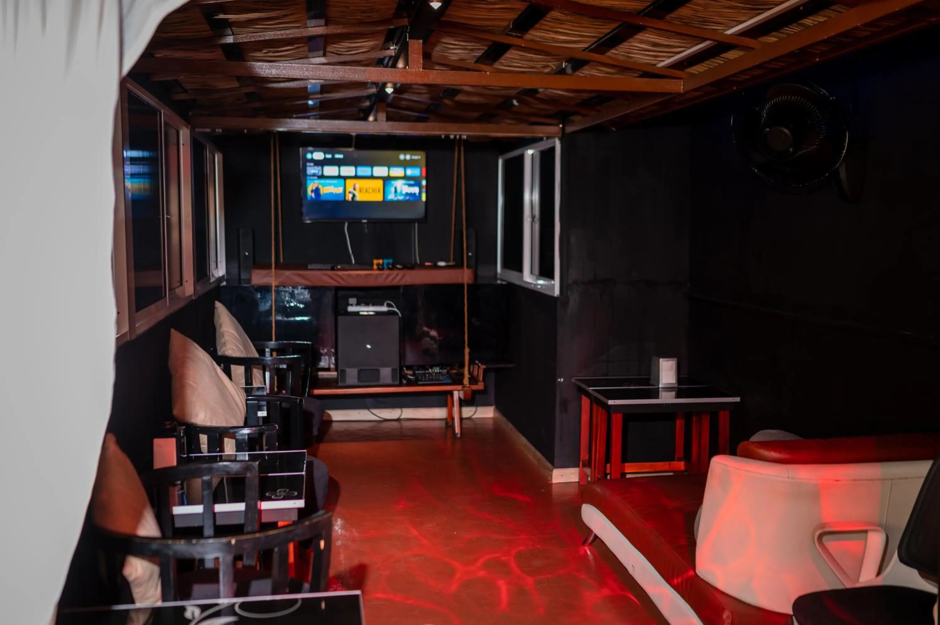 TV and multimedia in ZAN Lodge