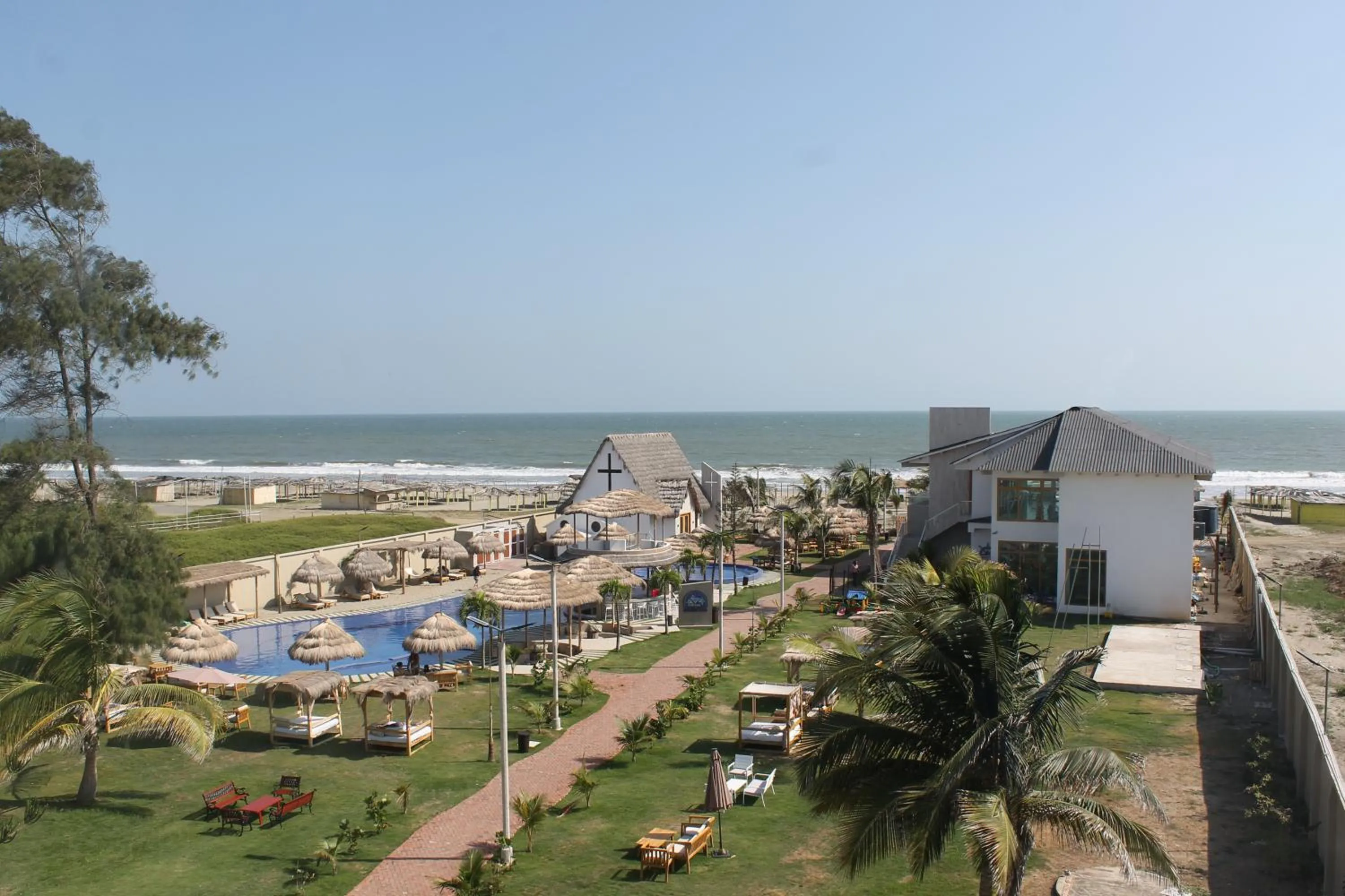 Property building in Hotel Presidente Beach Playas