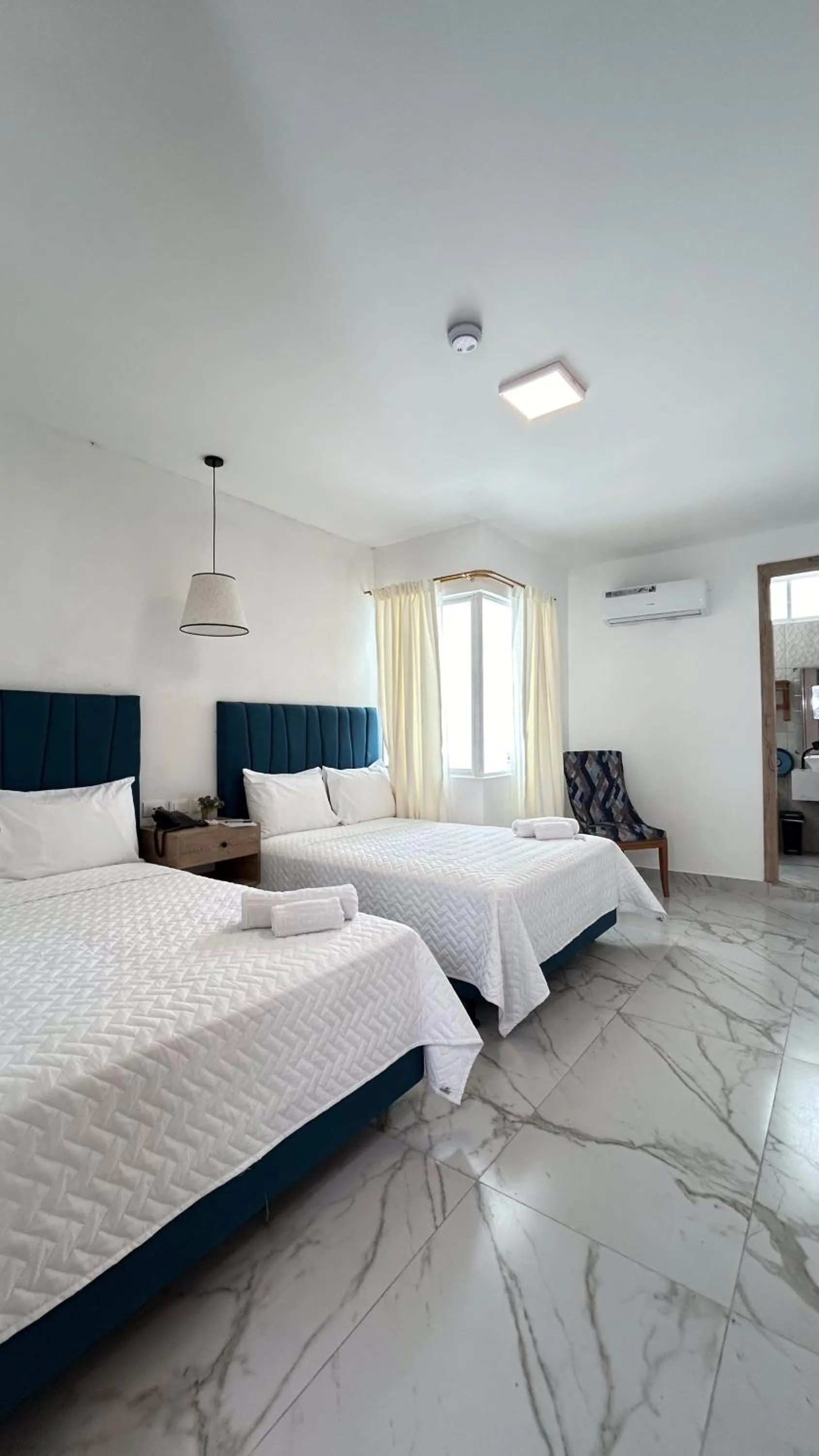 Bed in Hotel Presidente Beach Playas