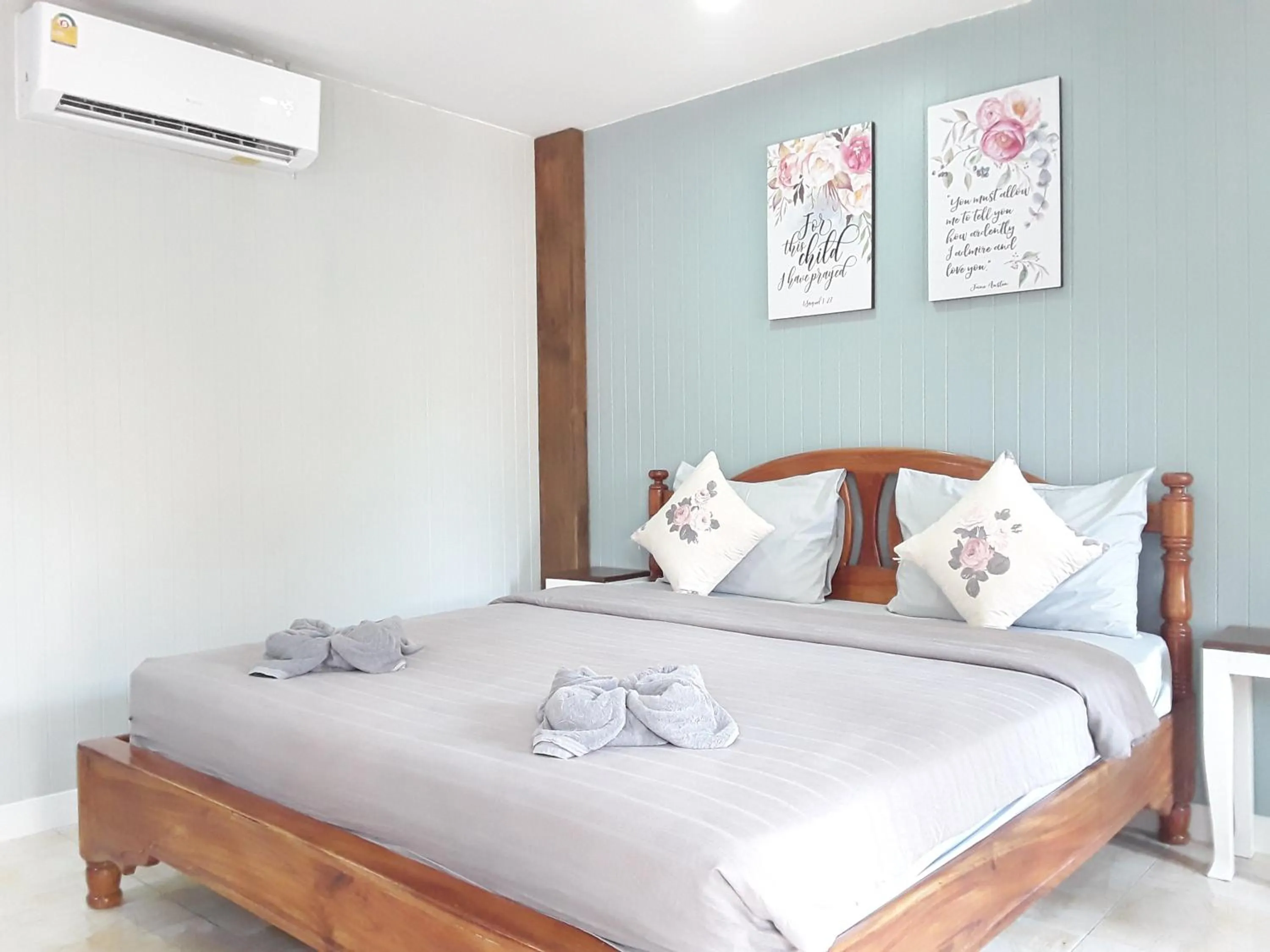 Bed in Barbados Terrace