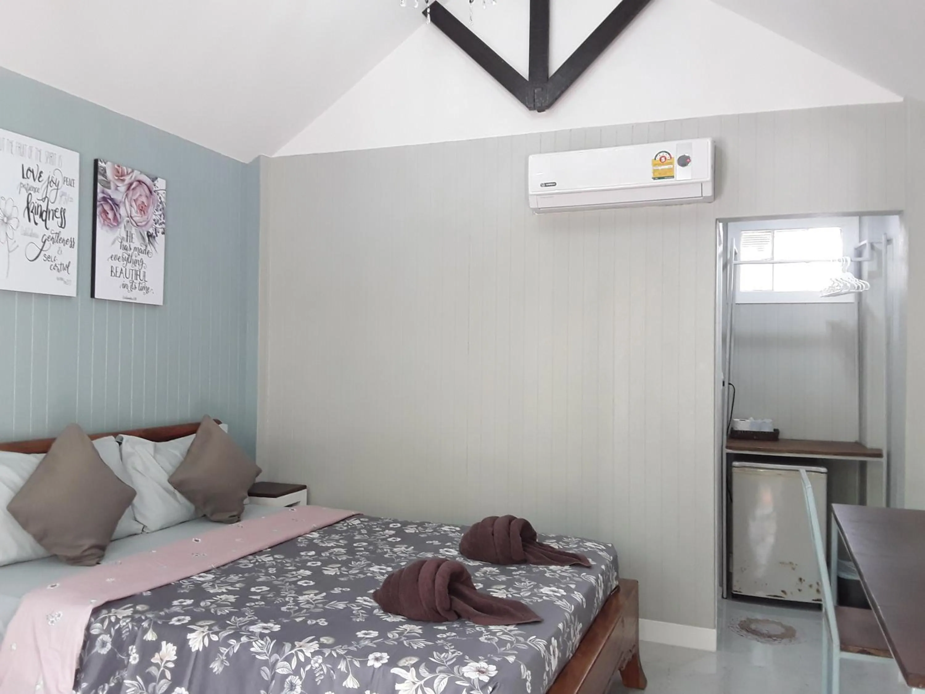 Bed in Barbados Terrace