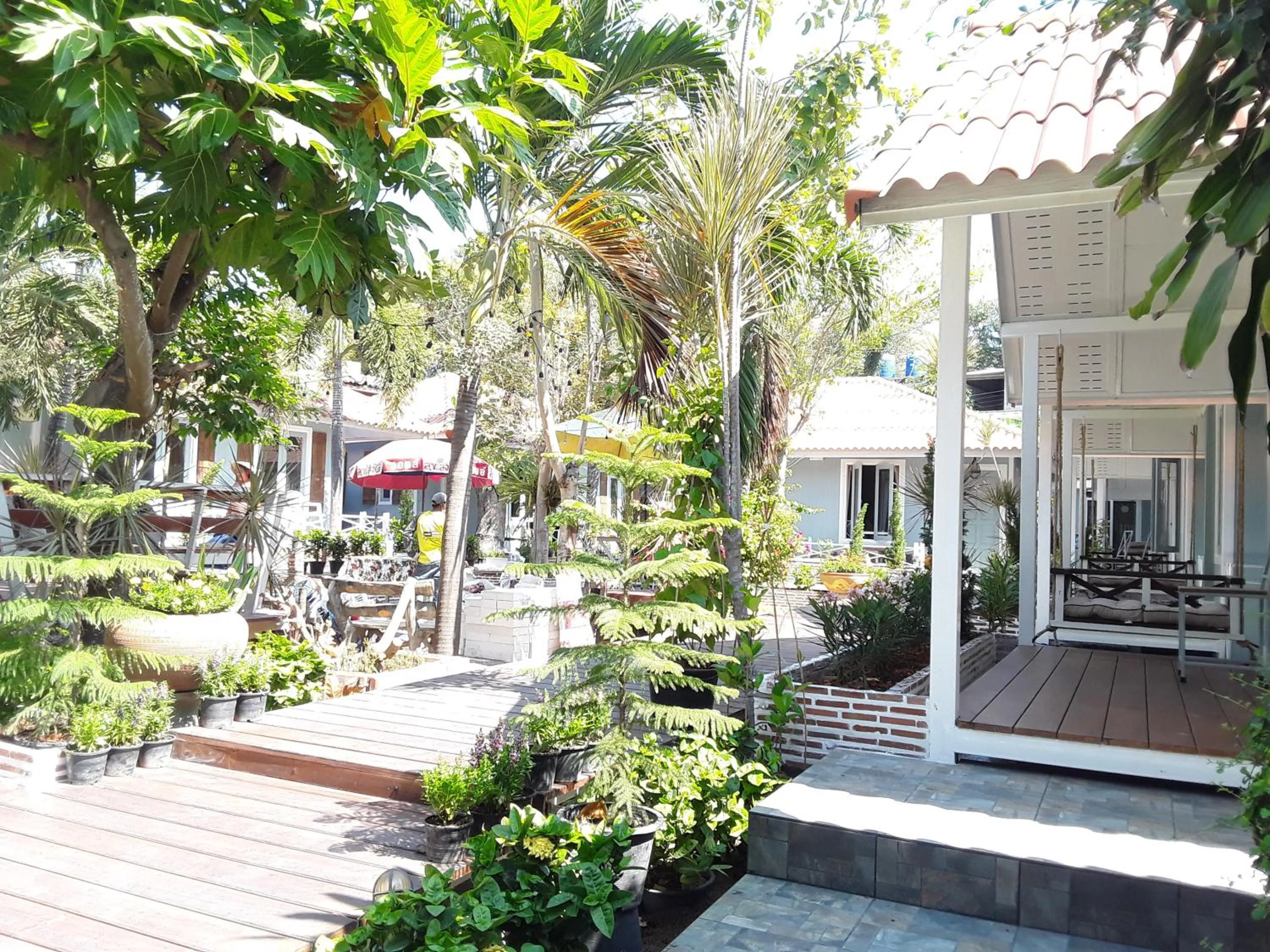 Facade/entrance in Barbados Terrace