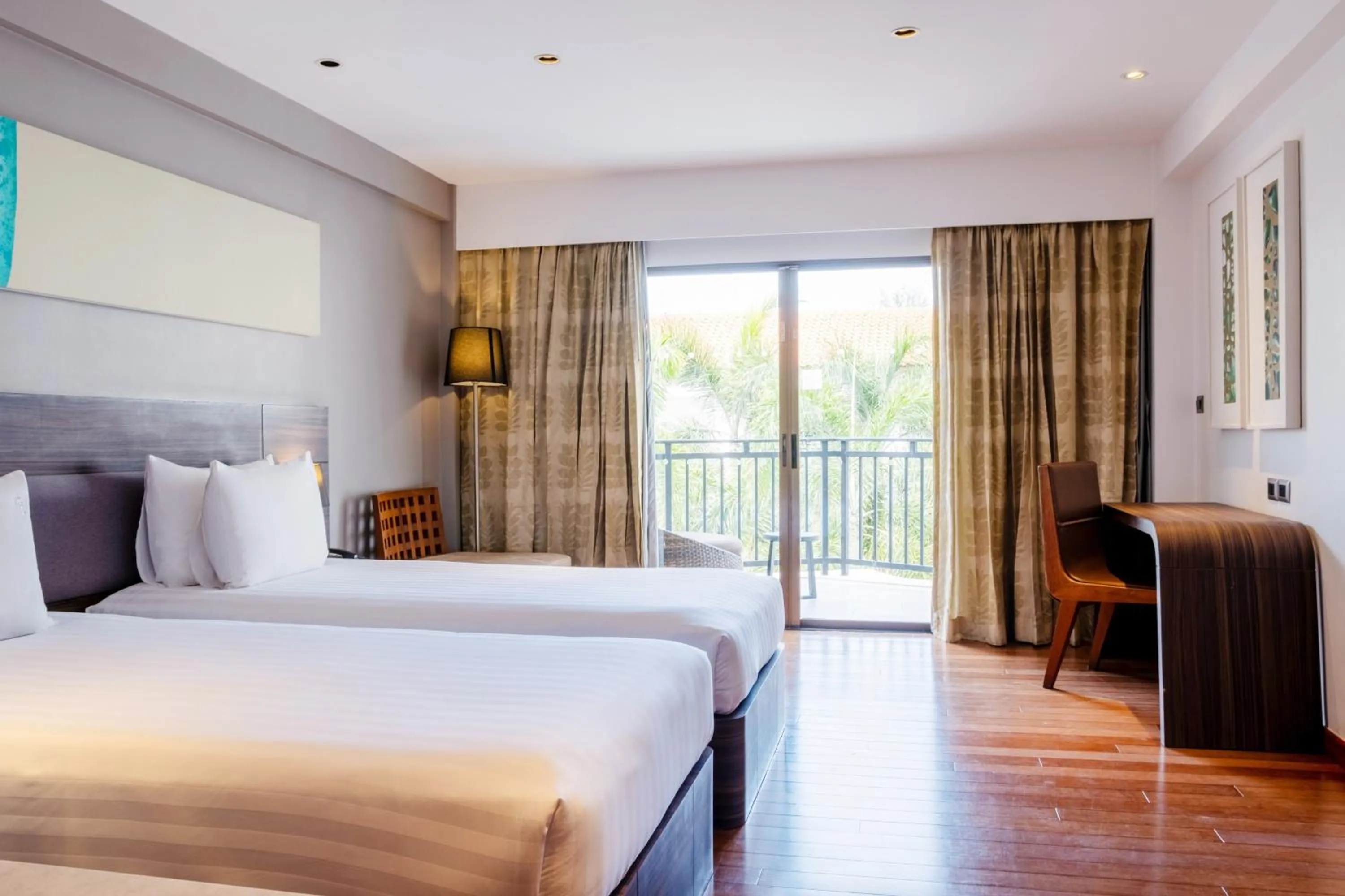 Photo of the whole room, Bed in Holiday Inn Resort Phuket Karon Beach by IHG