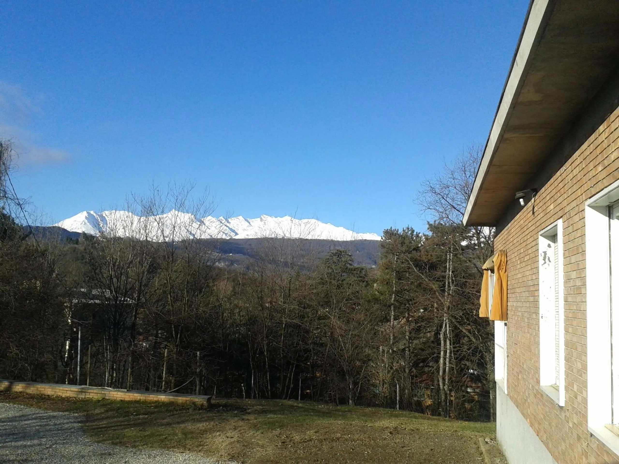 Mountain view in Villa Silvia Olivetti