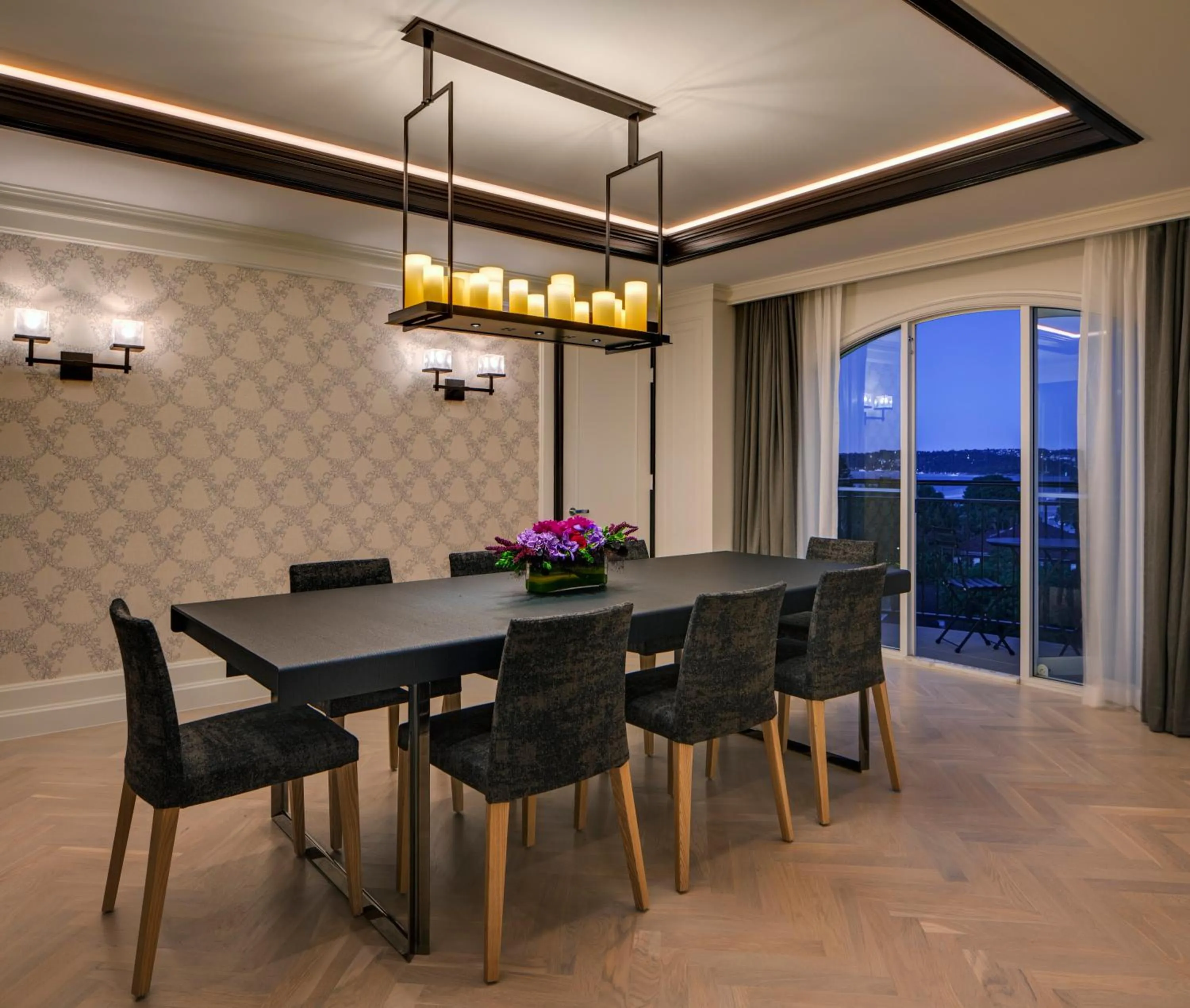 Photo of the whole room in InterContinental Sydney Double Bay by IHG