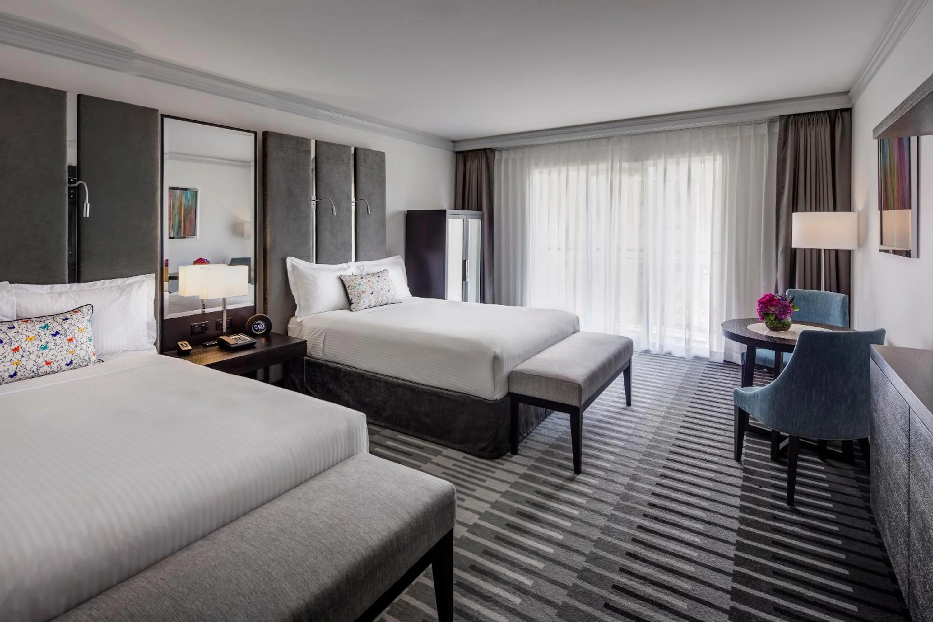 Photo of the whole room, Bed in InterContinental Sydney Double Bay by IHG