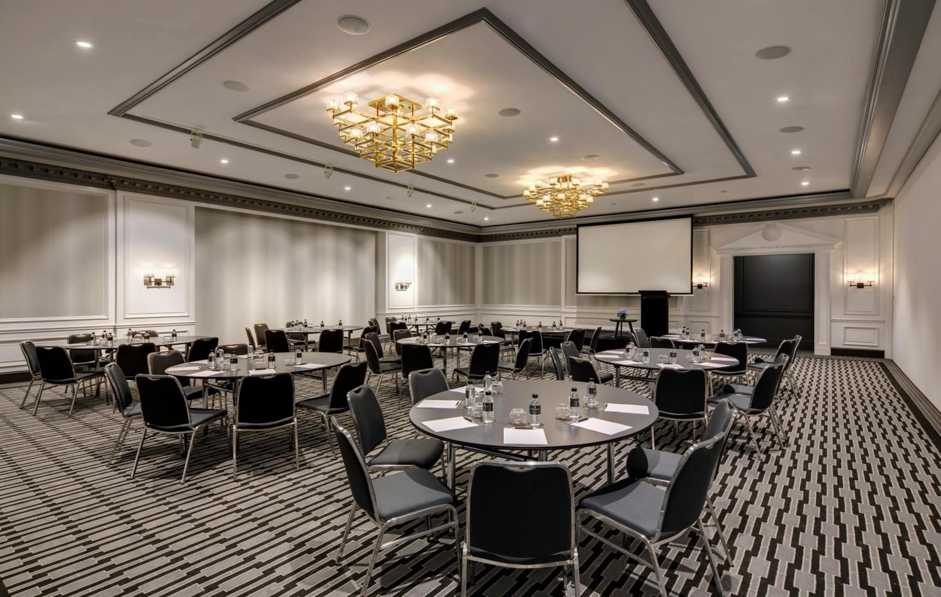 Meeting/conference room in InterContinental Sydney Double Bay by IHG