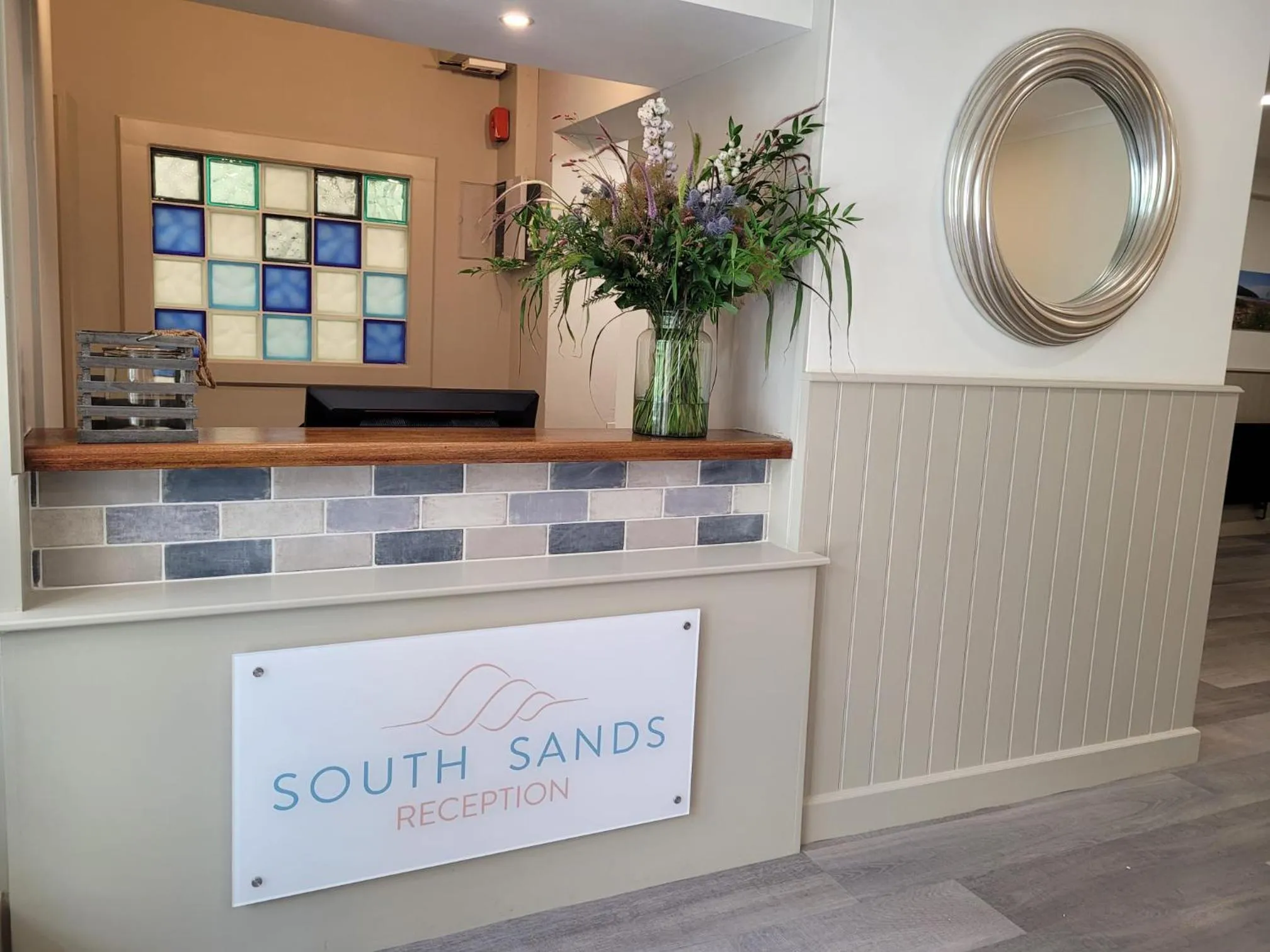 Lobby or reception in South Sands Hotel