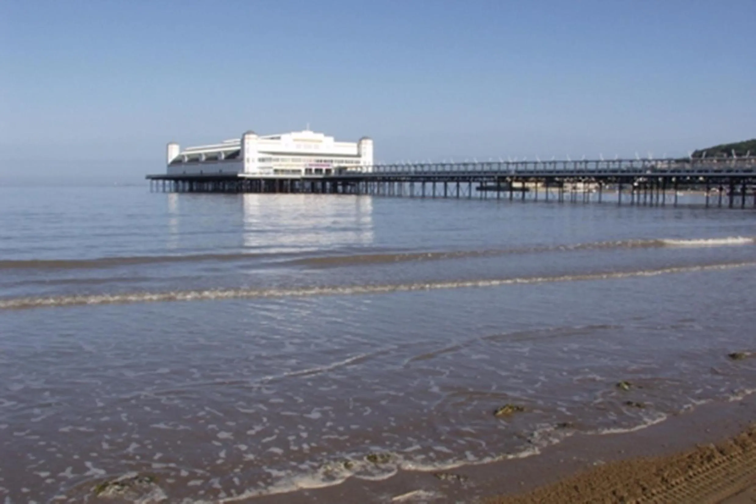 Area and facilities in South Sands Hotel